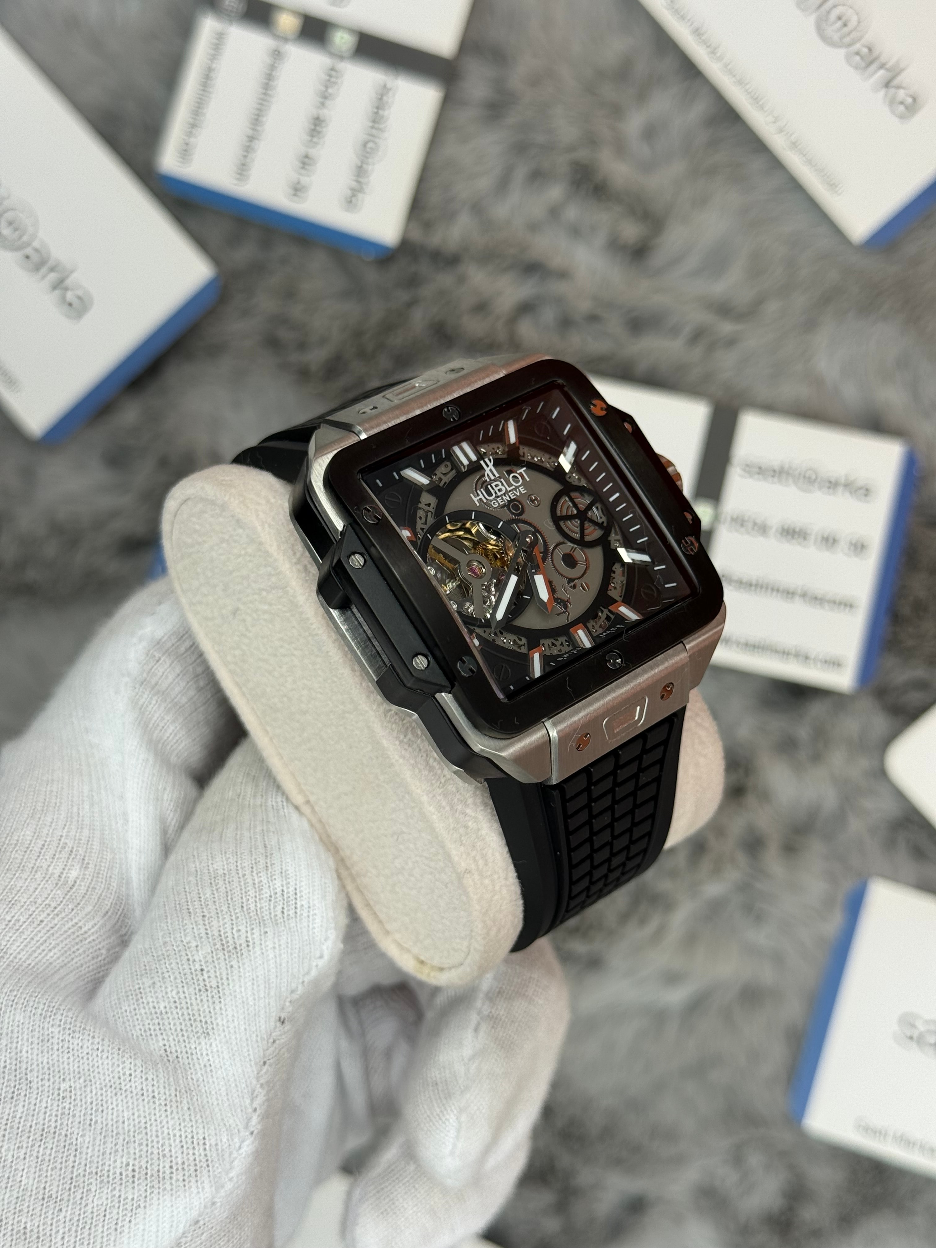 HUBLOT square bang tourbillon 42mm silver kasa siyah kauçuk kordon erkek kol saati