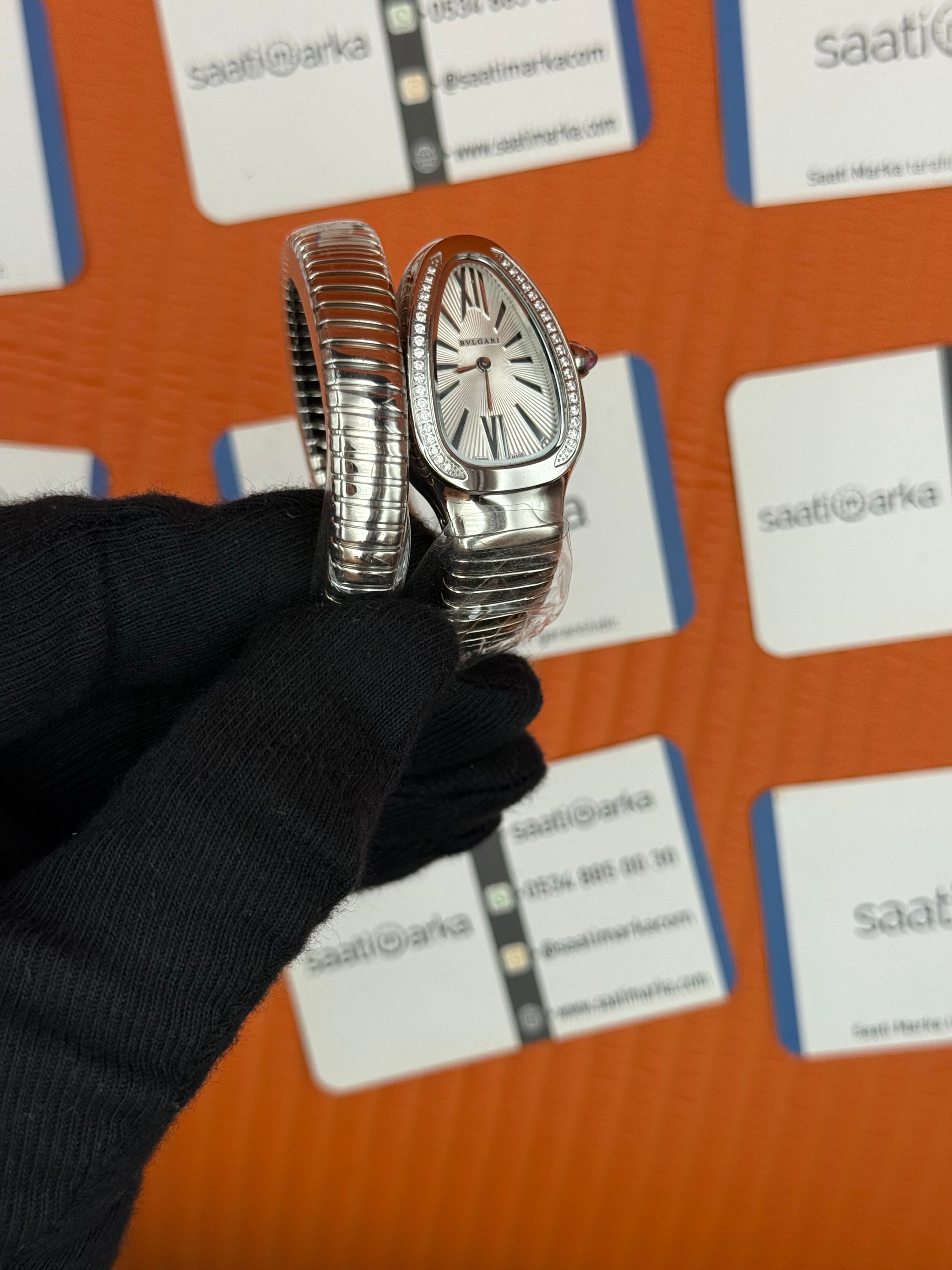 BVLGARİ serpenti tek sarma silver kordon taşlı bezel beyaz kadran kadın kol saati