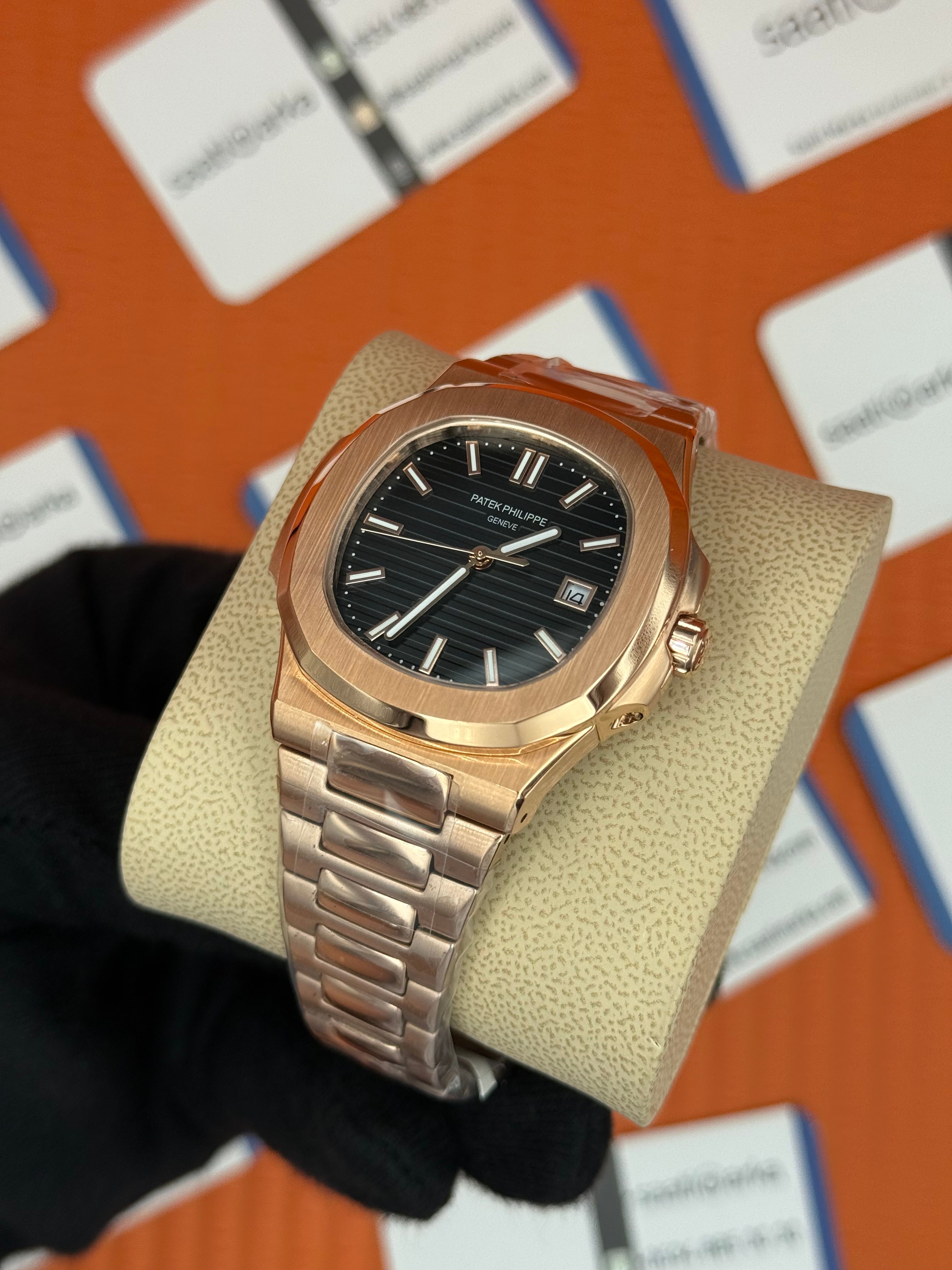 PATEK PHILIPPE NAUTİLUS SİYAH KADRAN ROSE KASA KORDON 