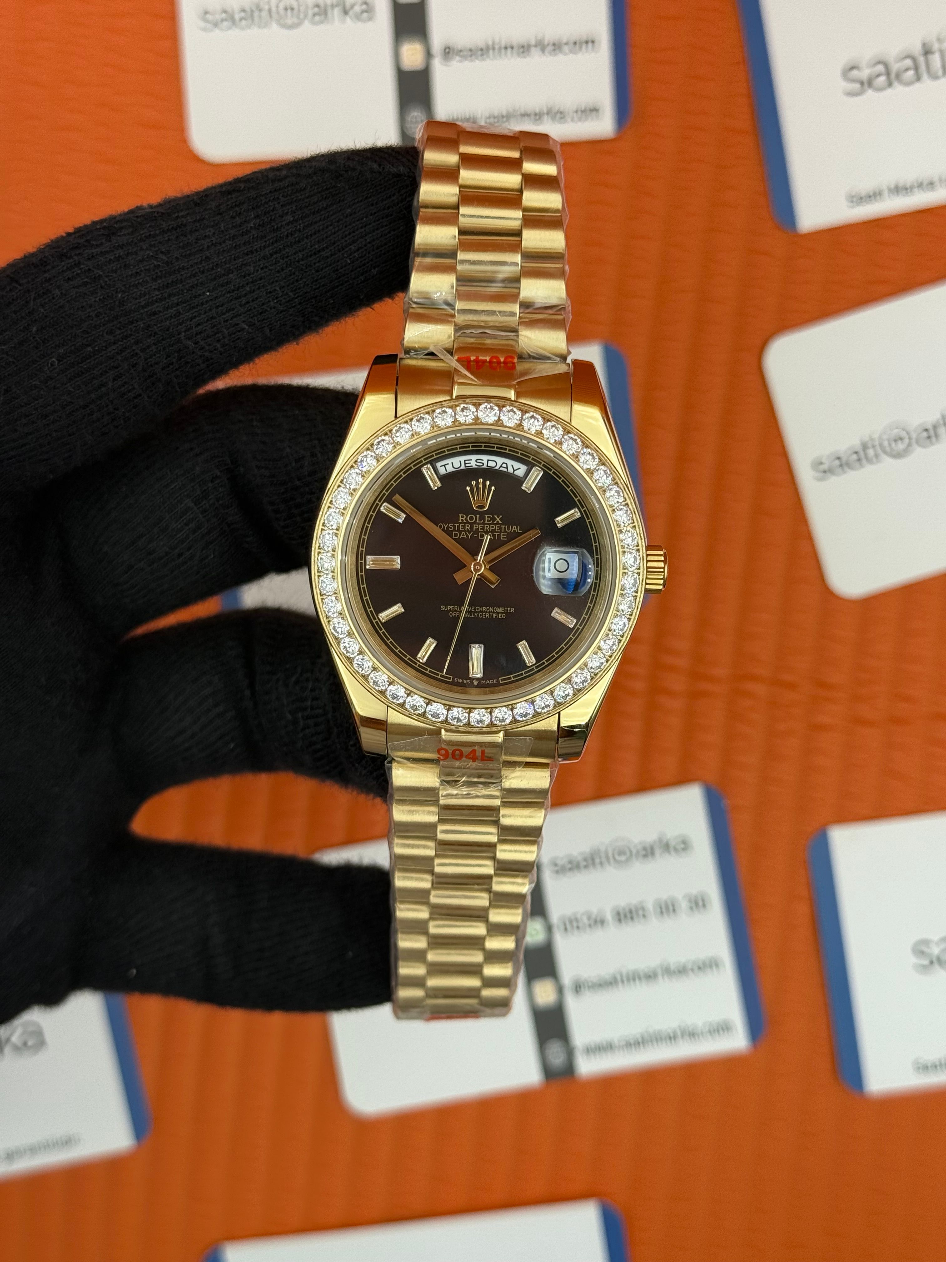 ROLEX Day Date taşlı bezel black dial gold president kordon
