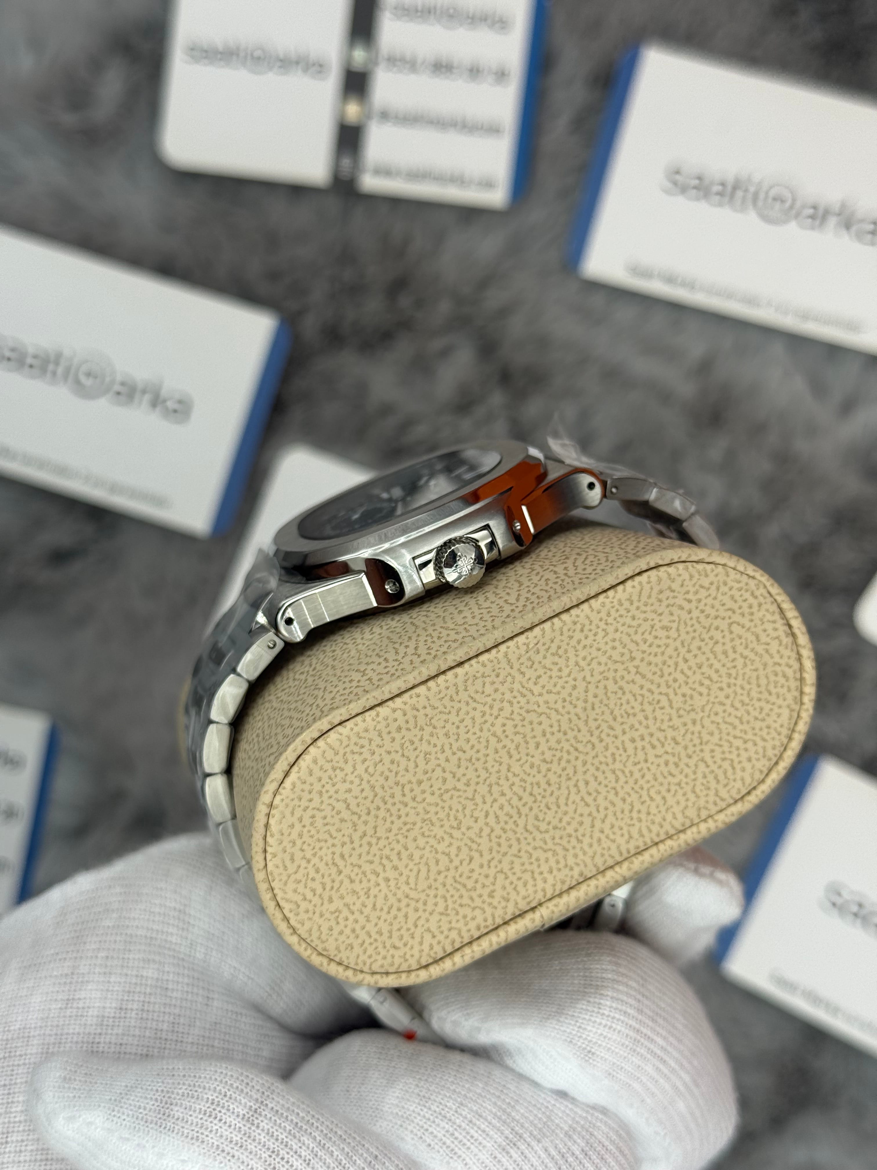 PATEK PHİLİPPE nautilus moontphase 5712 mavi kadran silver kasa kordon 40mm erkek kol saati