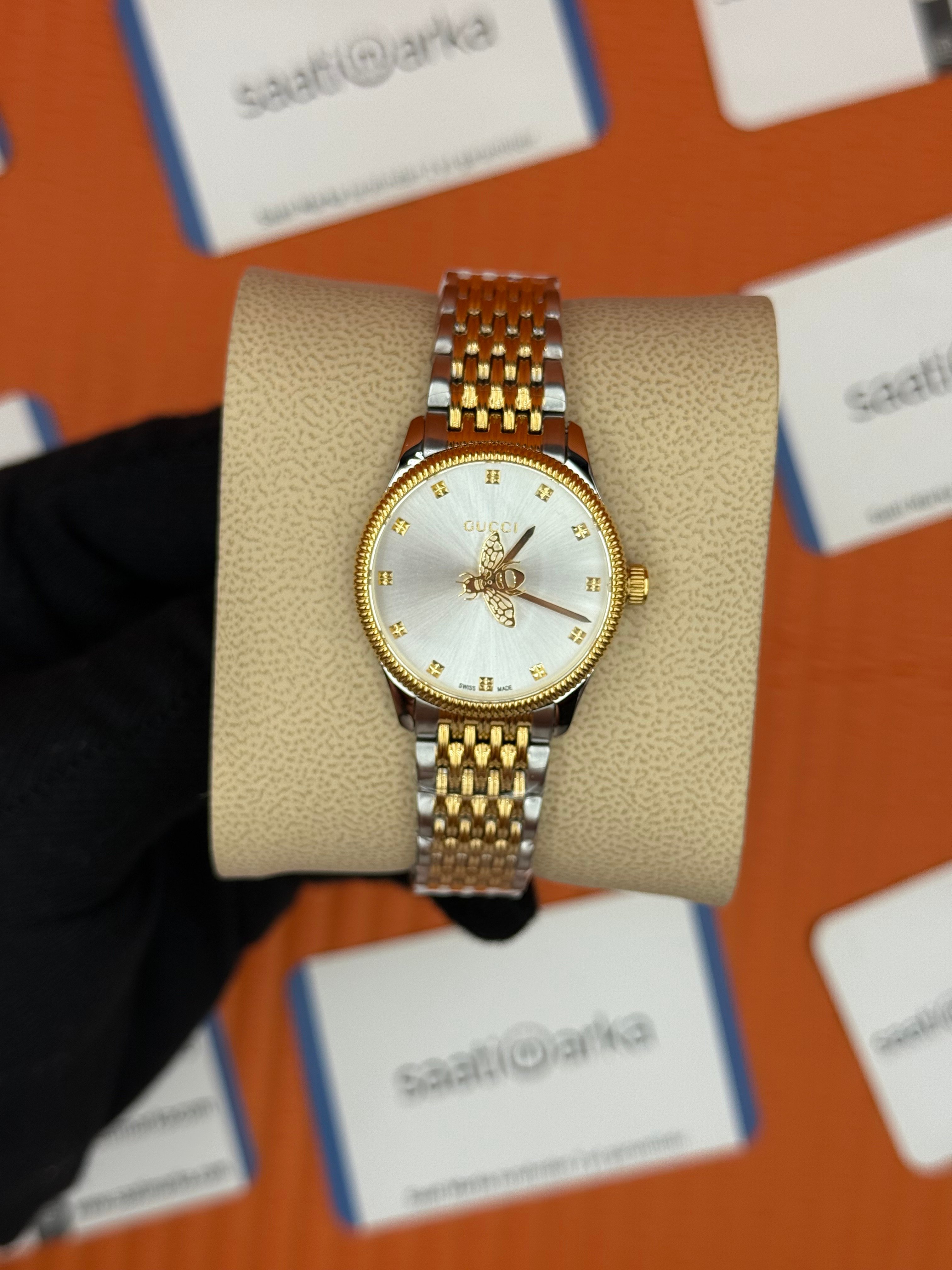 GUCCI beyaz kadran gold silver kasa kordon kadın kol saati