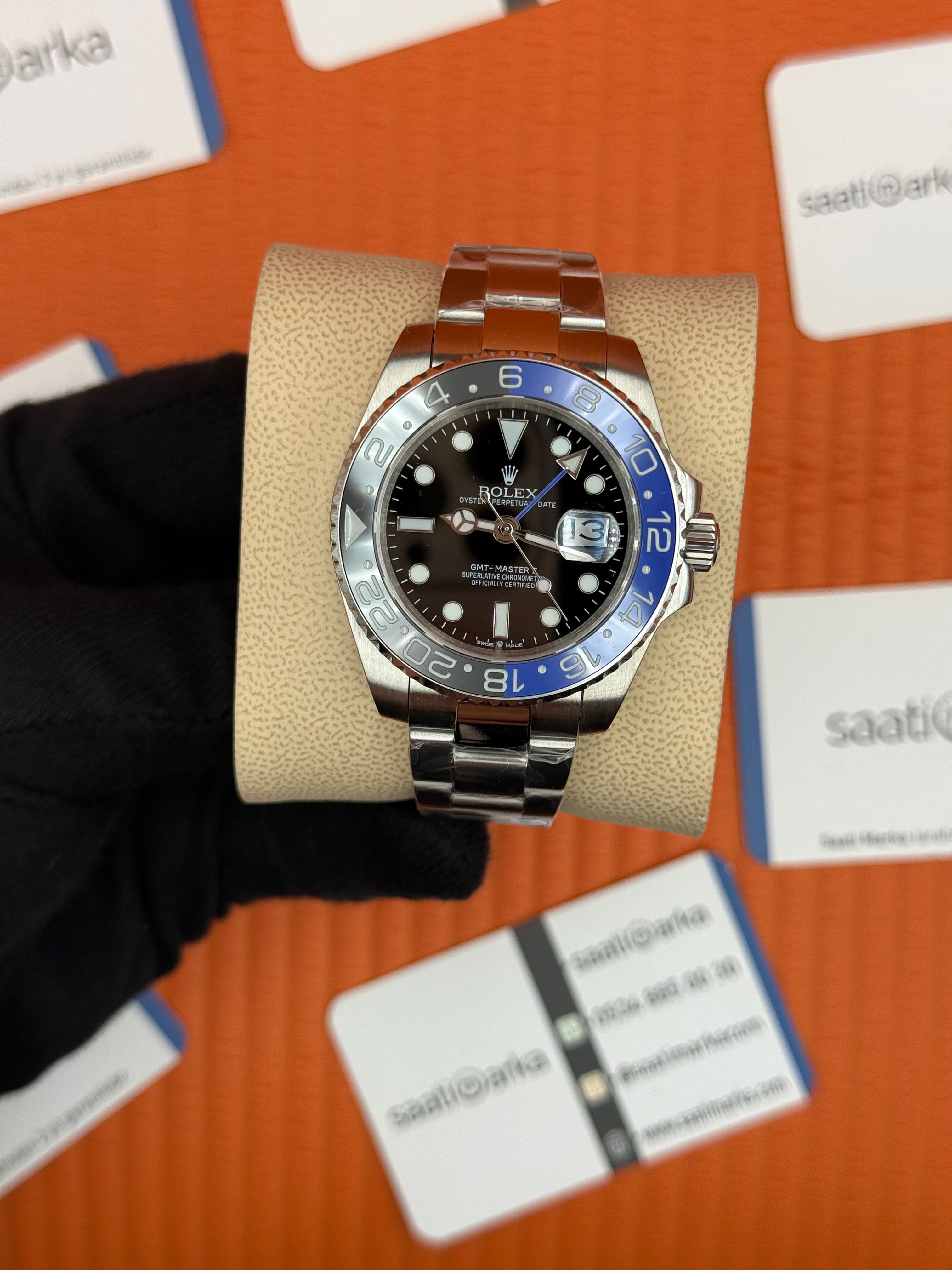 ROLEX Gmt Master batman oyster black dial black blue bezel 40mm