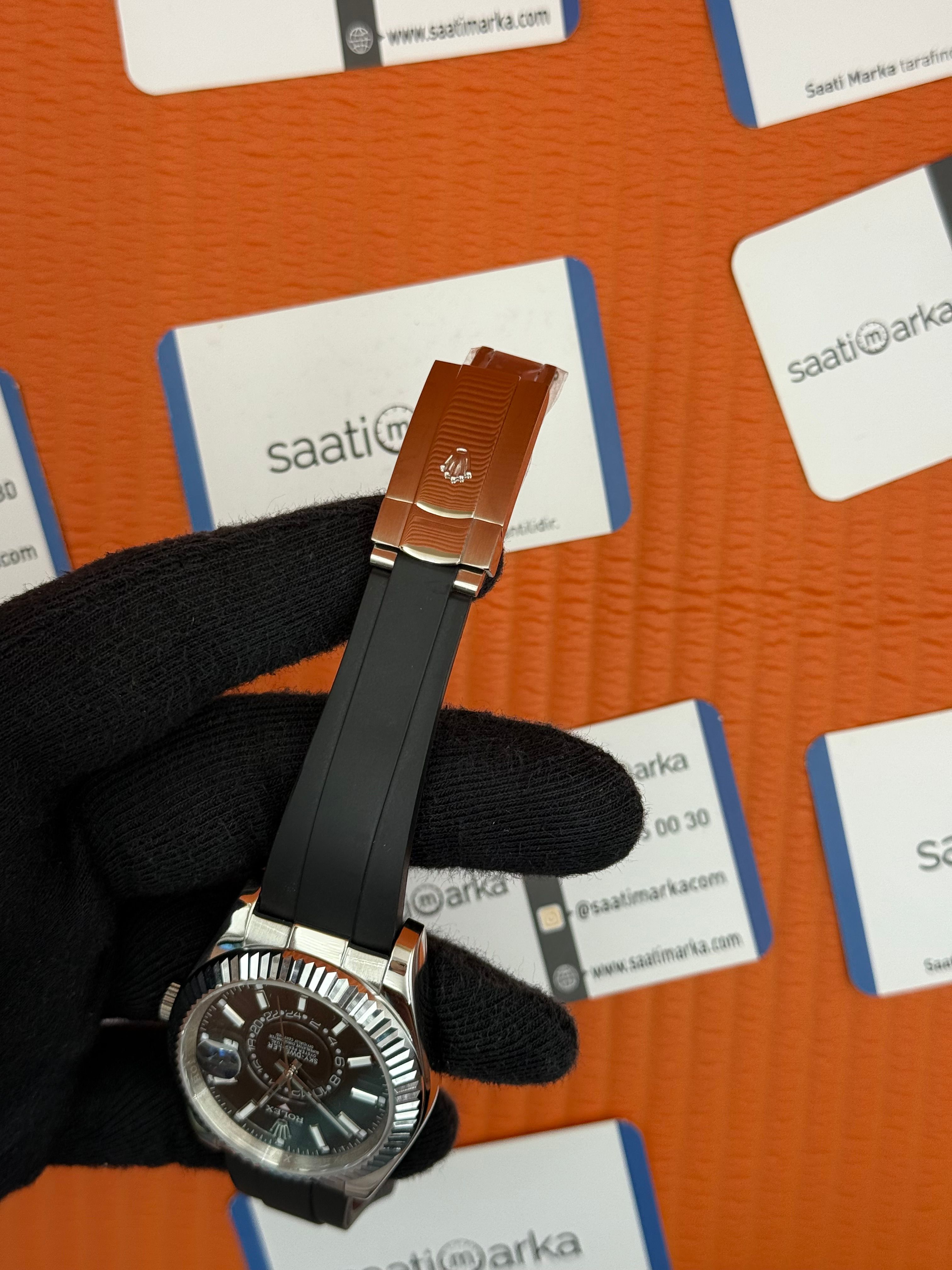 ROLEX Sky Dweller black dial silver kasa siyah kauçuk kordon