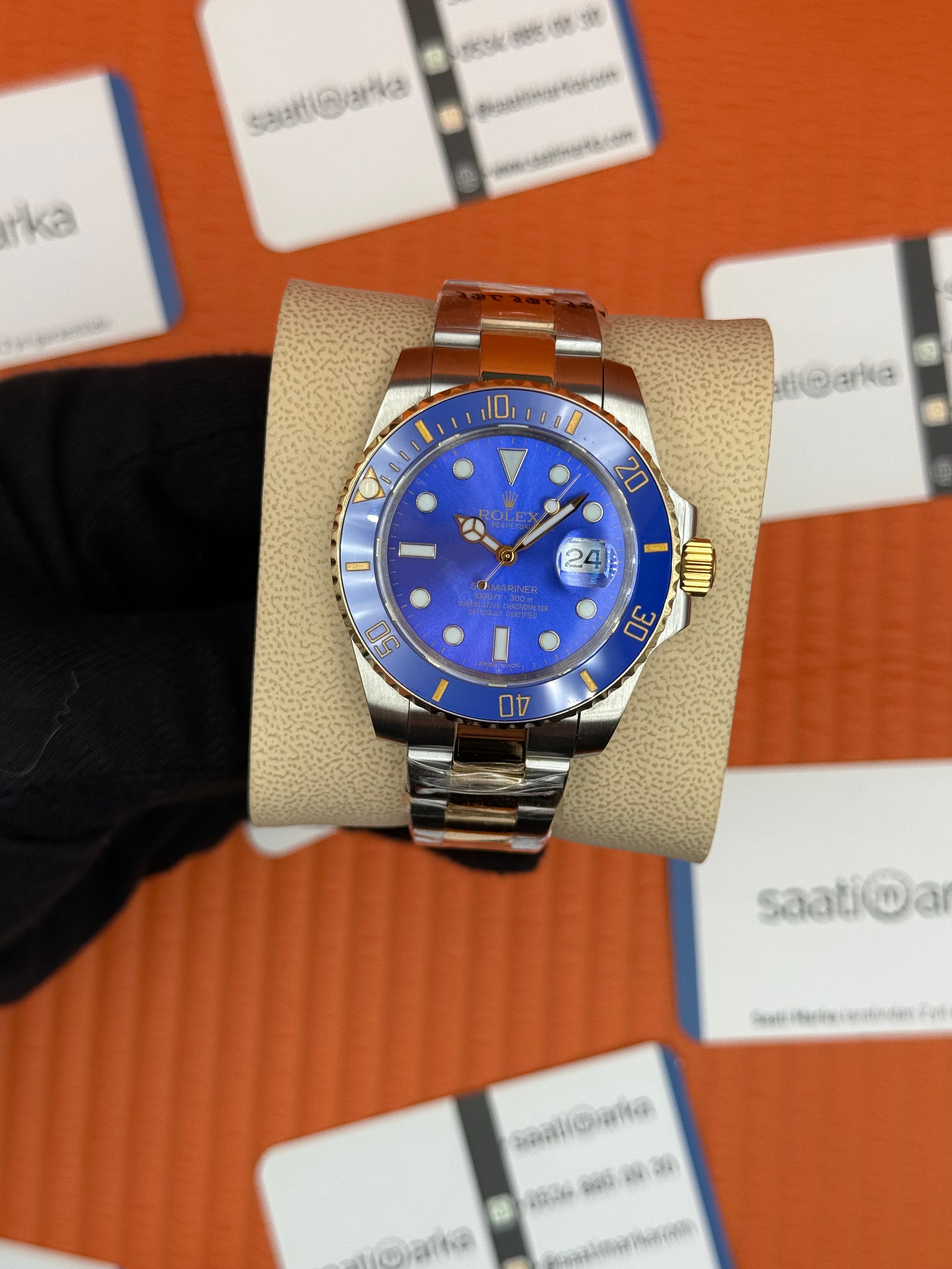 ROLEX Submariner oyster gold silver blue dial 