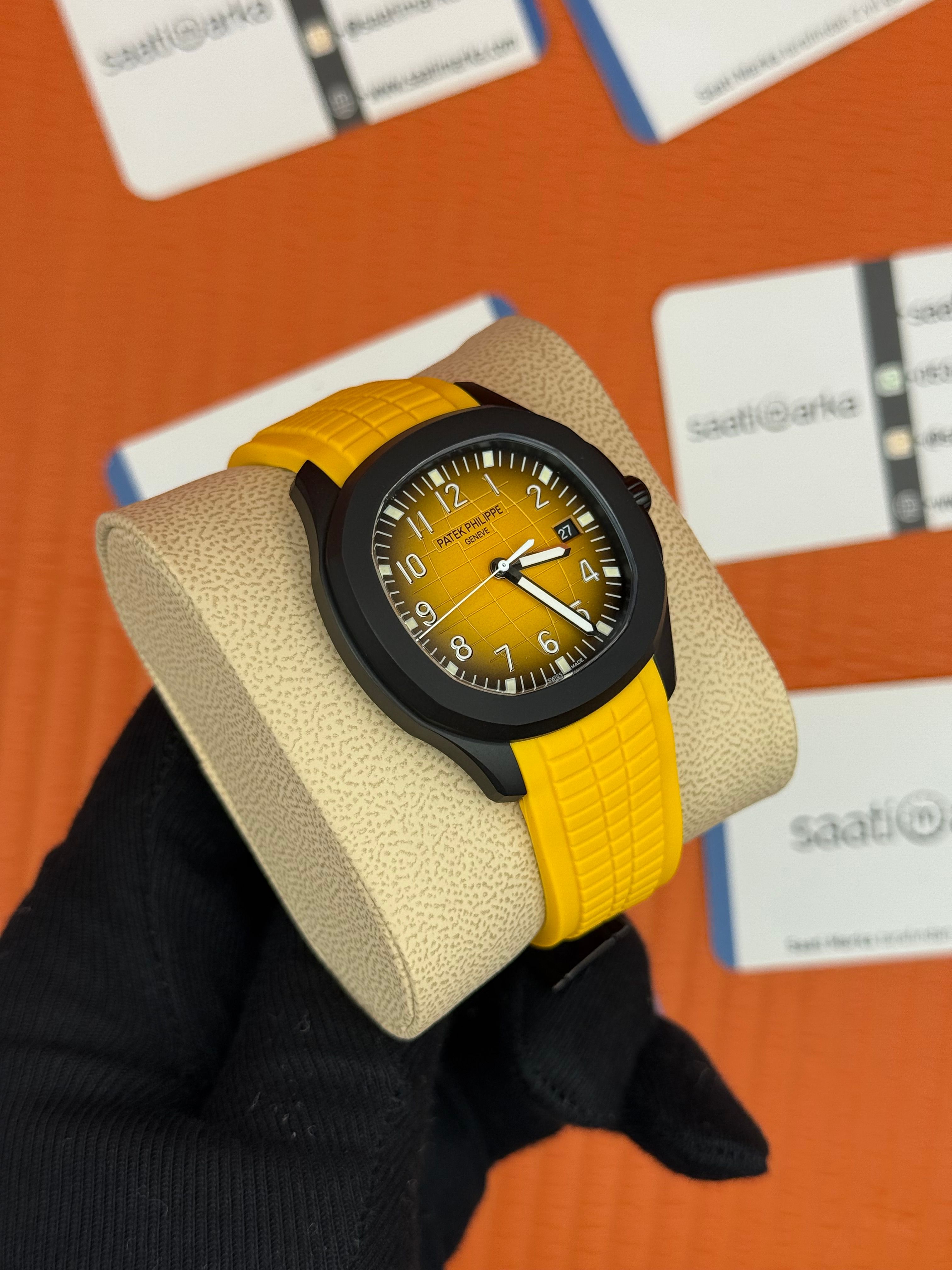 PATEK PHILIPPE Aquanaut sarı kadran sarı kauçuk kordon çelik siyah kasa