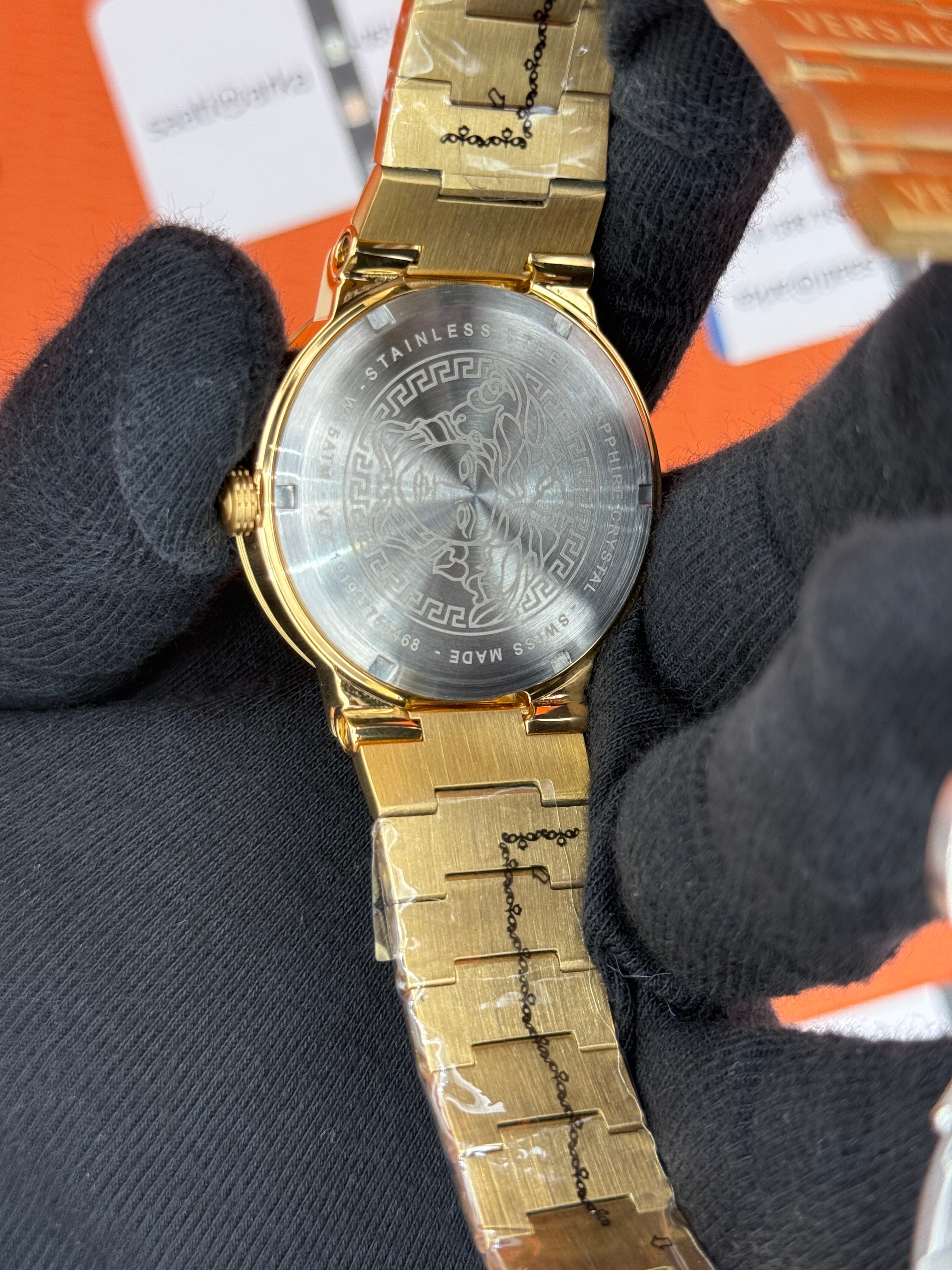 VERSACE ERKEK KOL SAARİ SİYAH KADRAN FULL GOLD