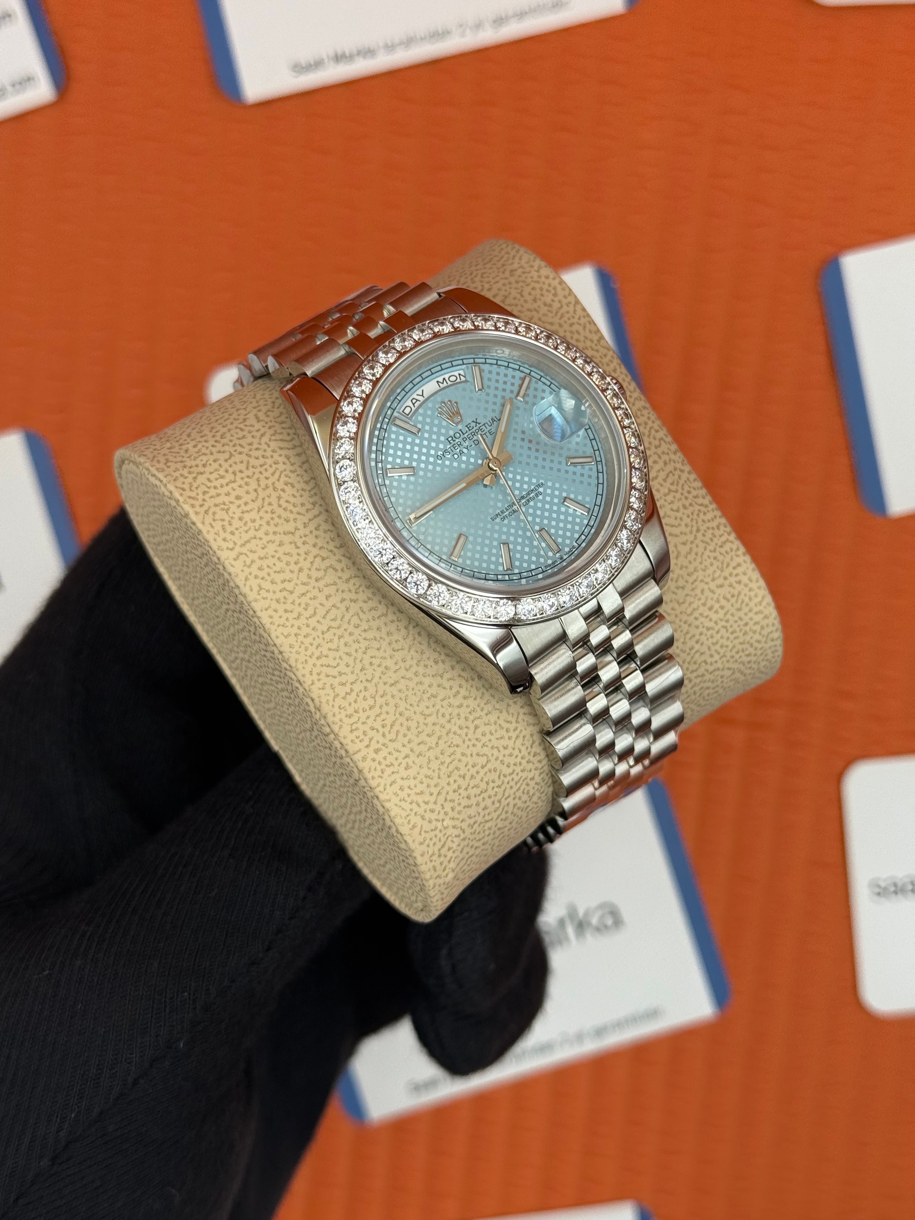 ROLEX Day Date taşlı bezel turkuaz noktalı kadran jubilee kordon