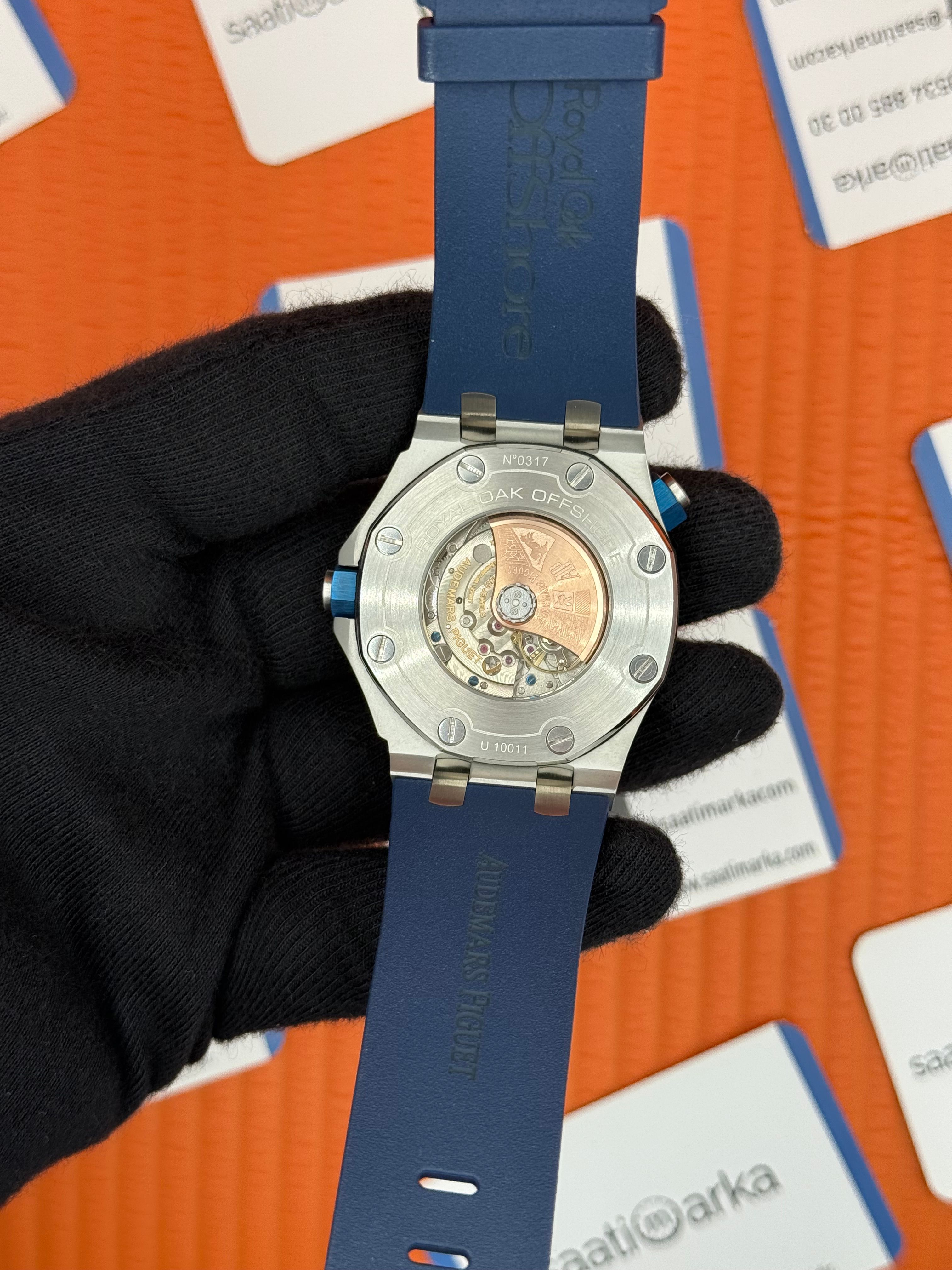 AUDEMARS PİGUET ROYAL OAK LACİVERT KADRAN LACİVERT KAUÇUK KORDON 