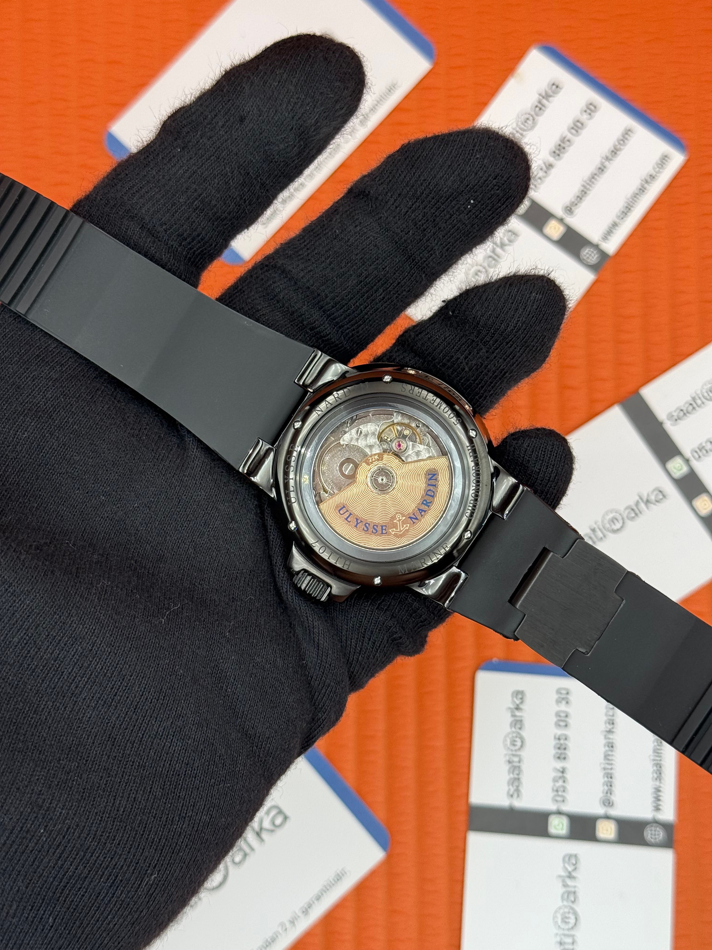 ULYSSE NARDİN MARİNE CHRONOMETER SİYAH KADRAN MAVİ DETAYLI