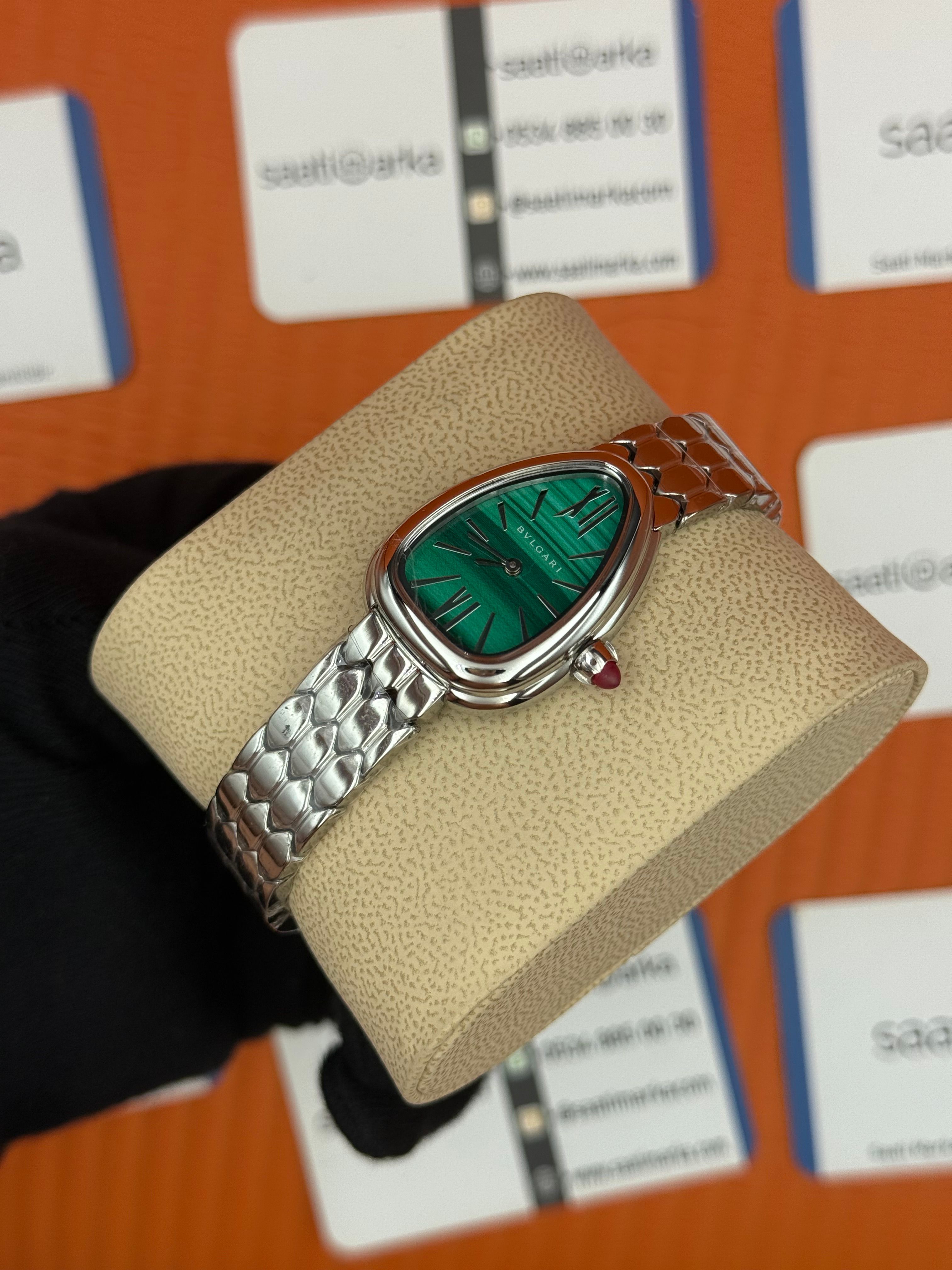 BVLGARİ serpenti seduttori yeşil kadran silver kasa kordon kadın kol saati