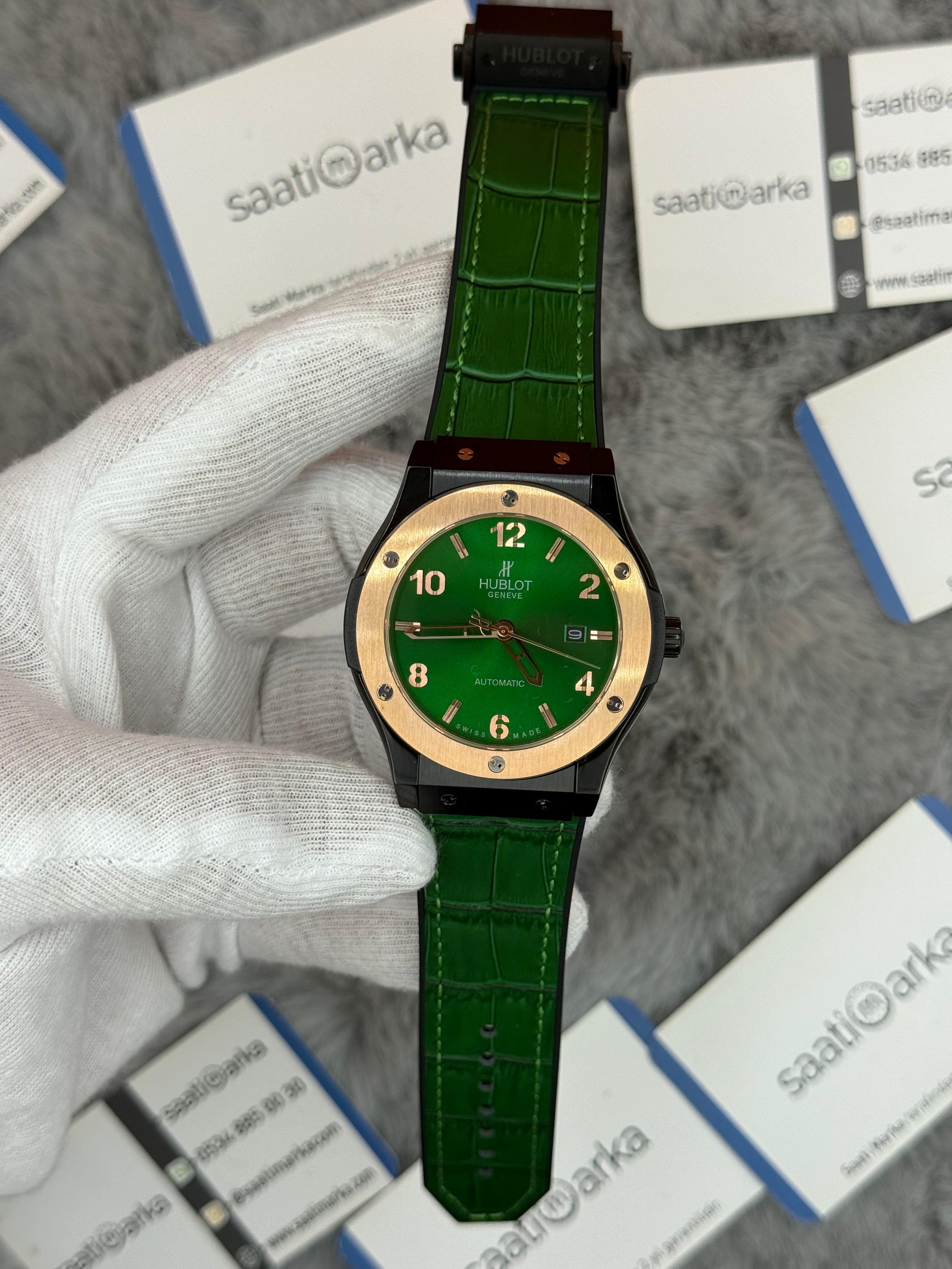 HUBLOT vendome 41mm siyah kasa yeşil kadran yeşil deri kordon erkek kol saati