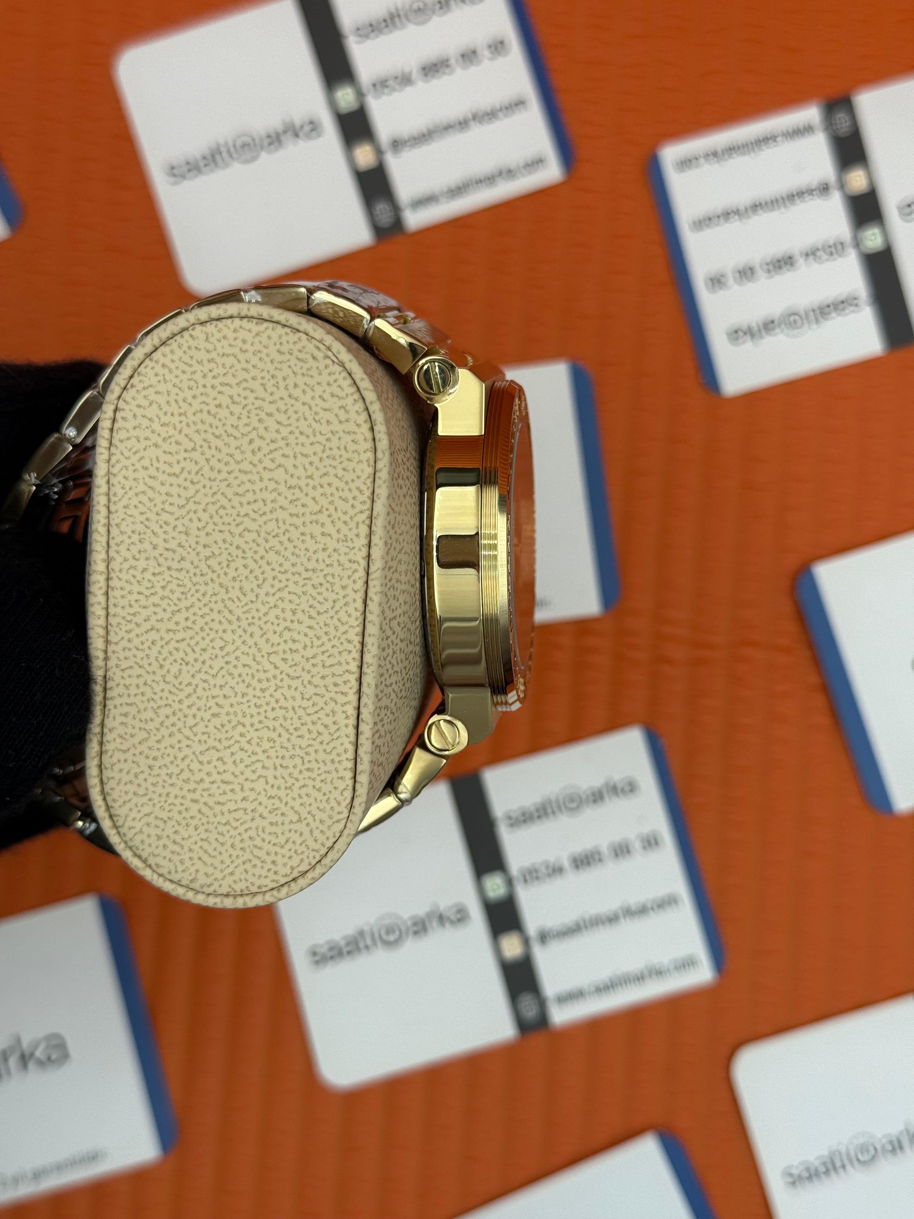 VERSACE ERKEK KOL SAATİ YEŞİL KADRAN GOLD KASA KORDON