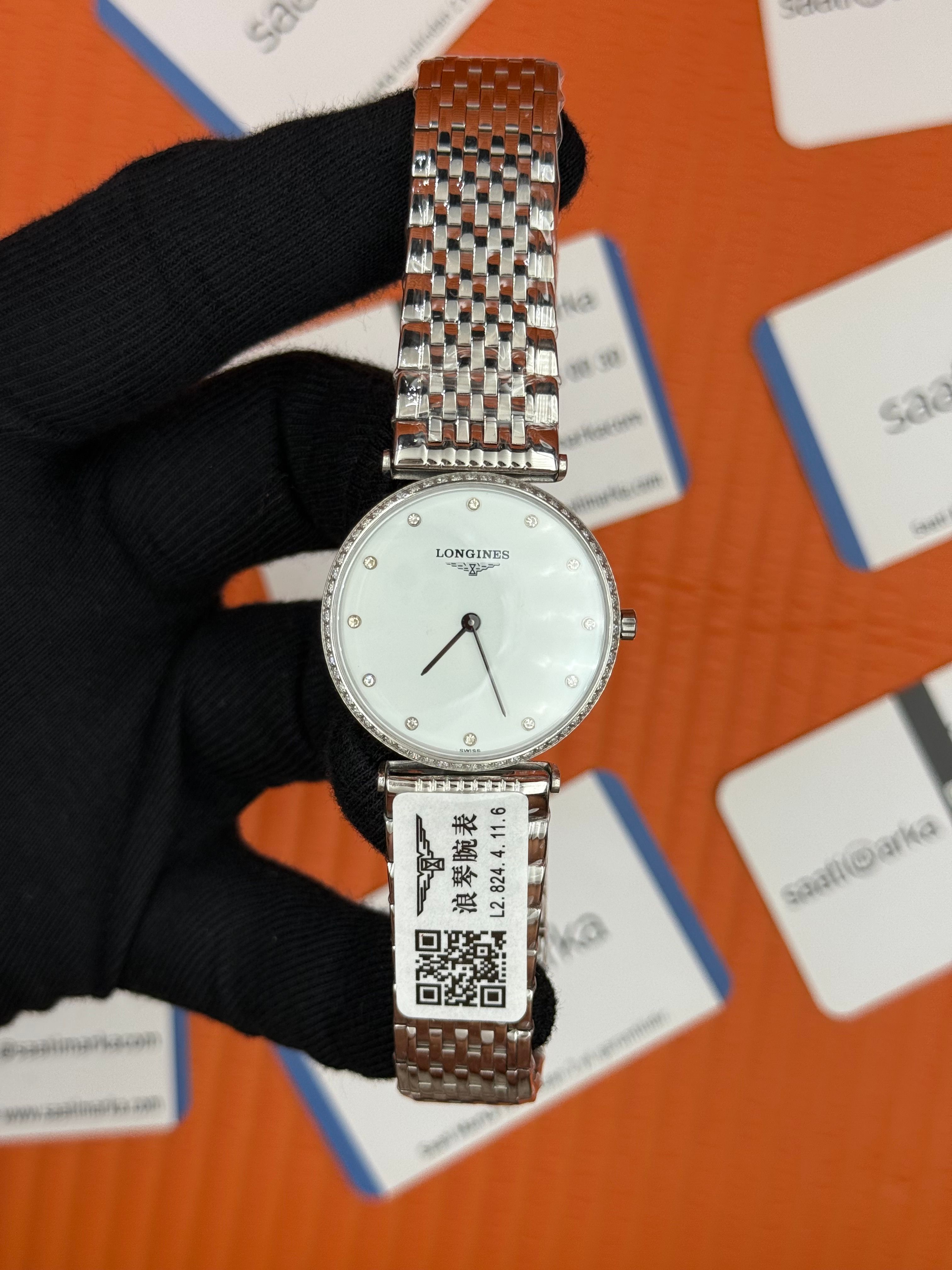 LONGINES taşlı bezel baget taşlı beyaz kadran silver kasa kordon 