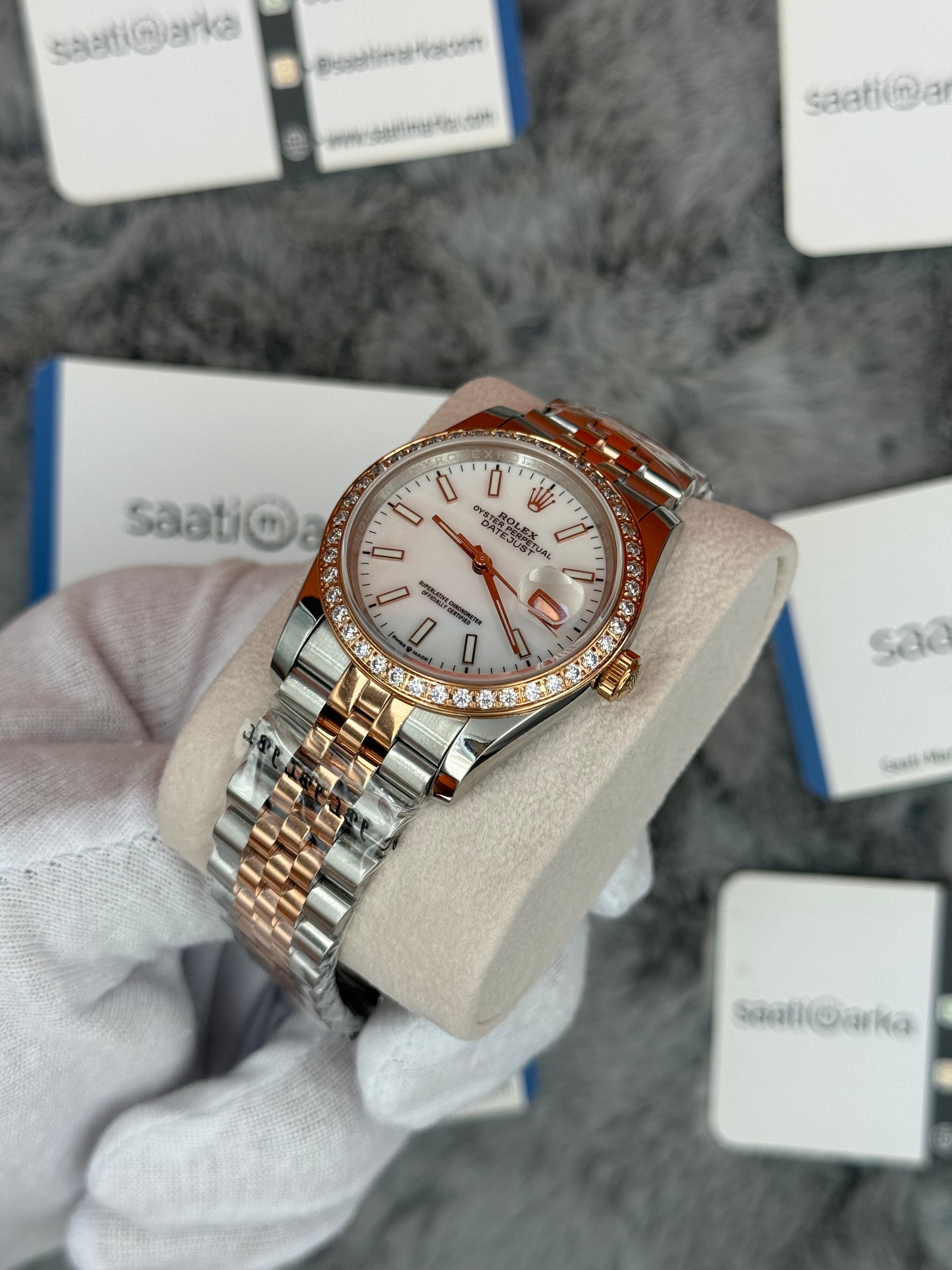 ROLEX datejust 36mm beyaz kadran taşlı bezel silver kasa rose silver jubilee kordon