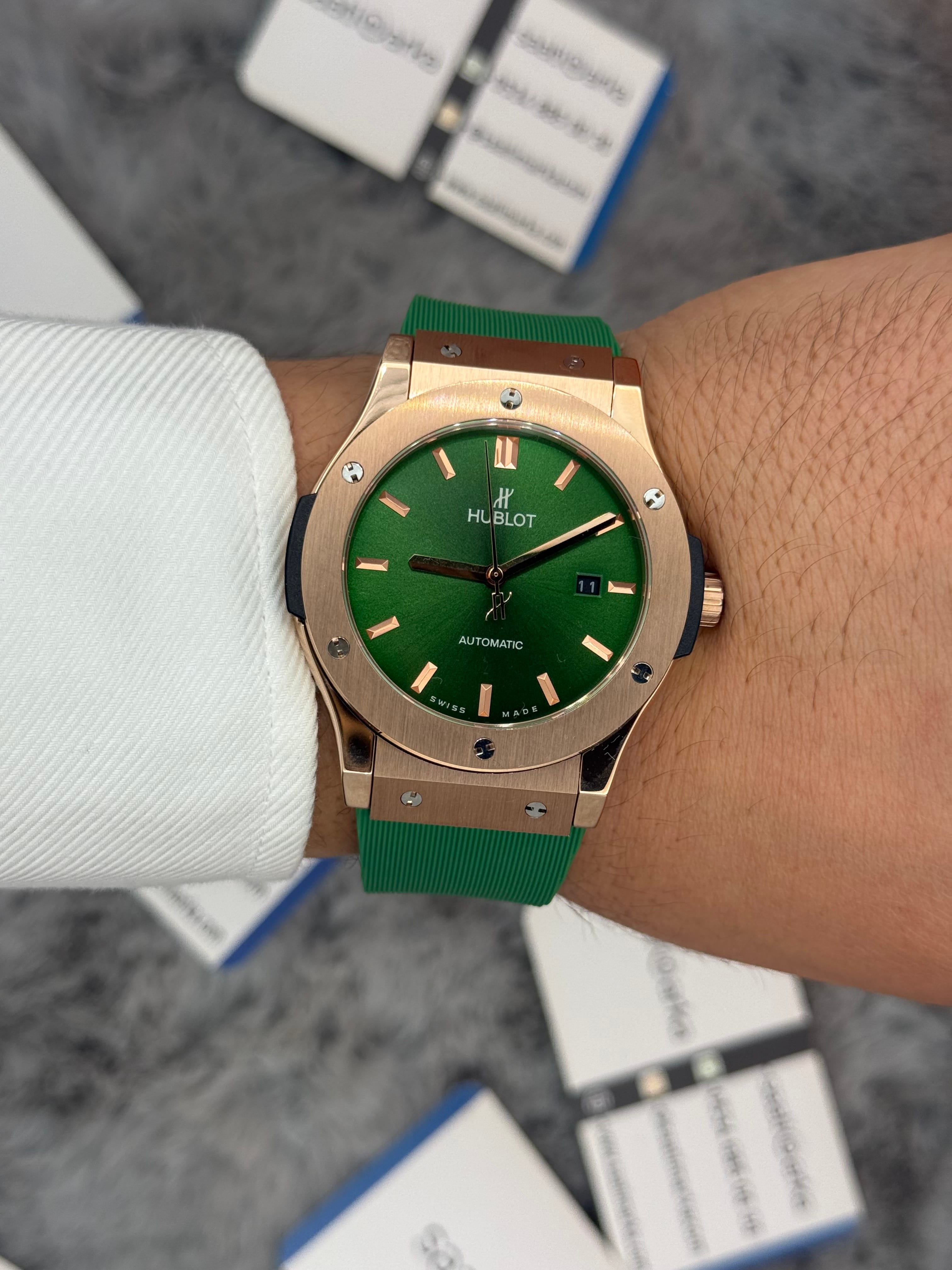 HUBLOT vendome 41mm rose kasa yeşil kadran yeşil kauçuk kordon erkek kol saati
