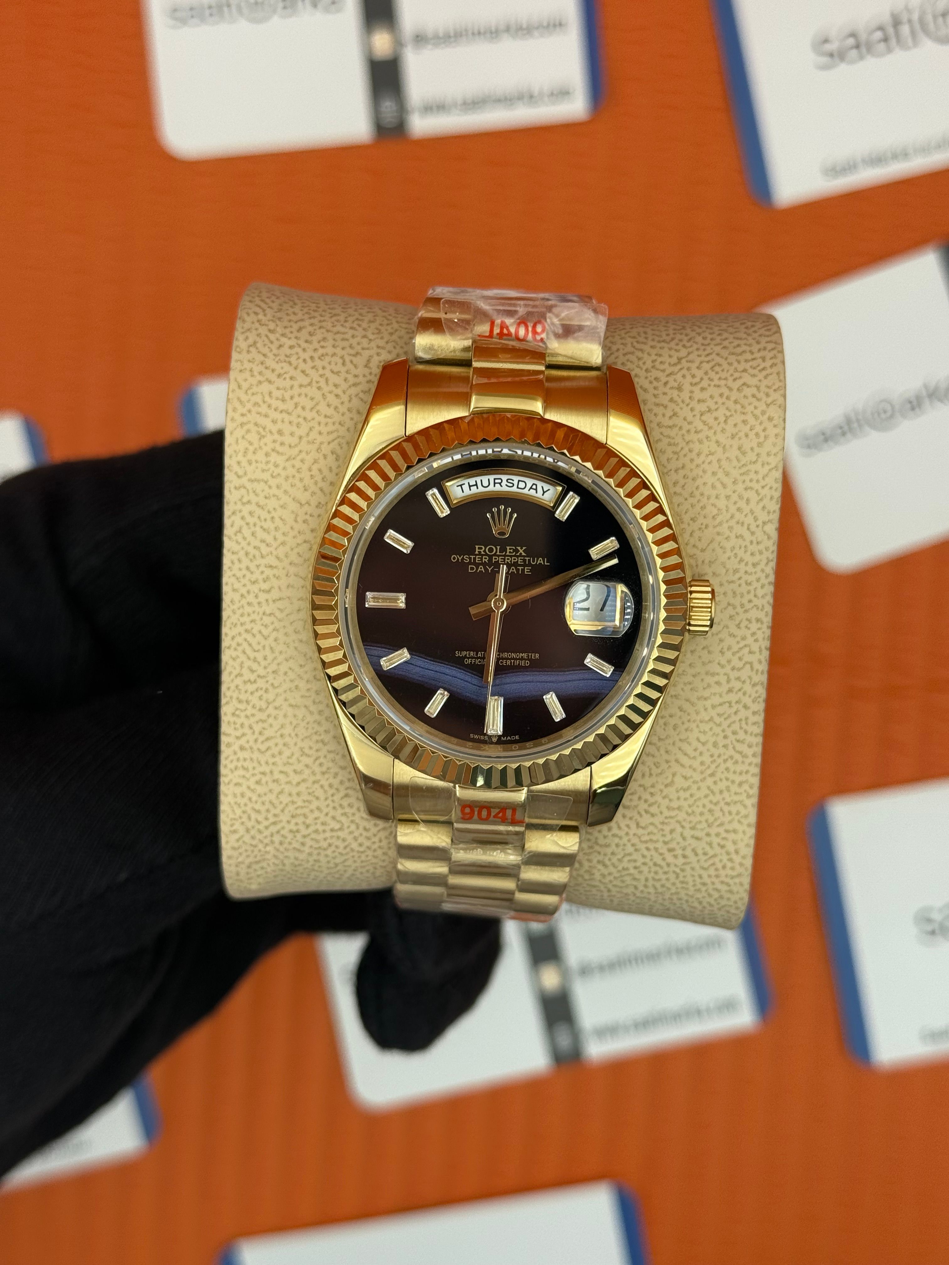 ROLEX Day Date black dial gold president kordon