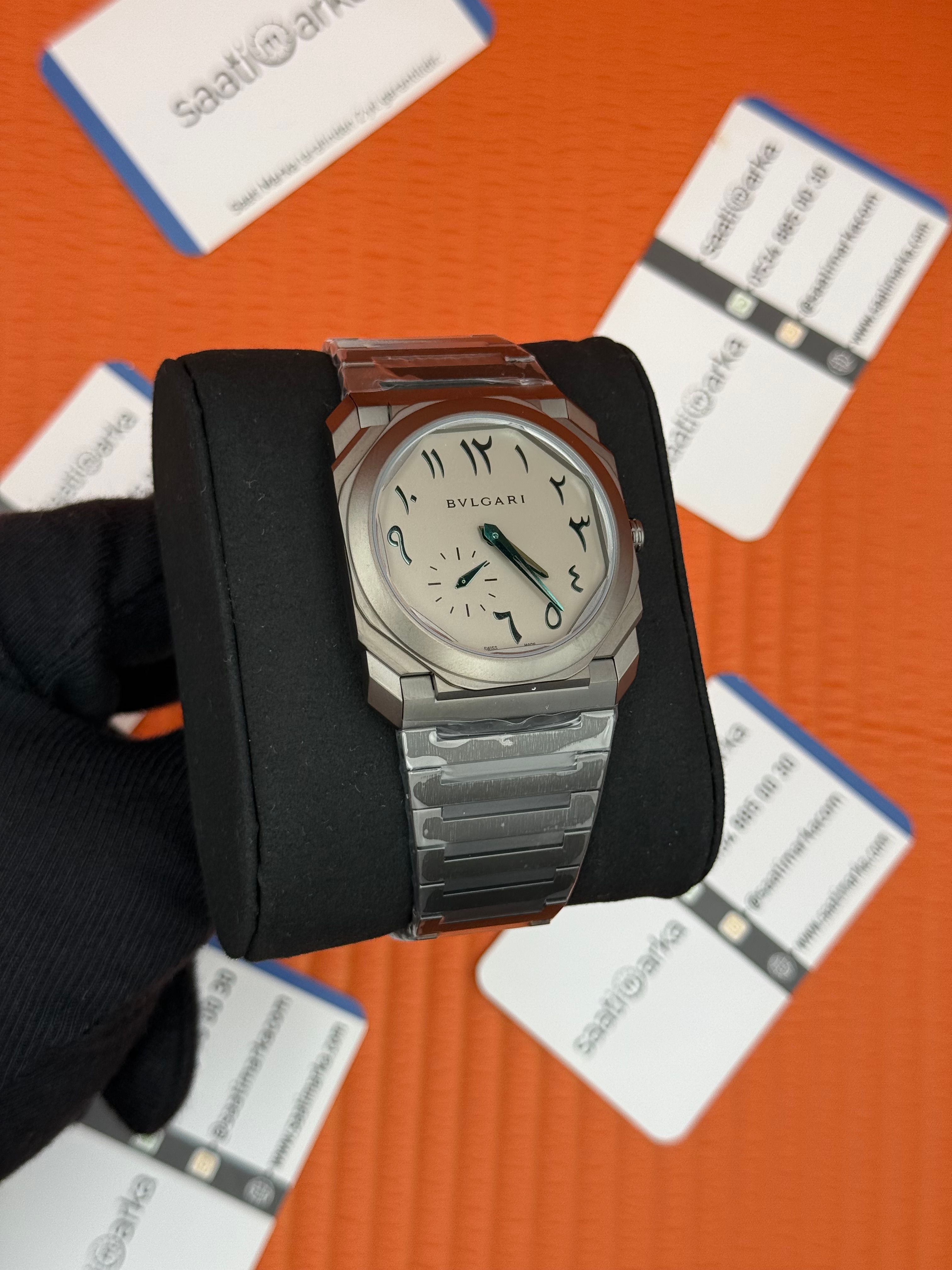 BVLGARİ OCTO ANTRASİT ARAPÇA İNDEKSLİ FOSFORLU 