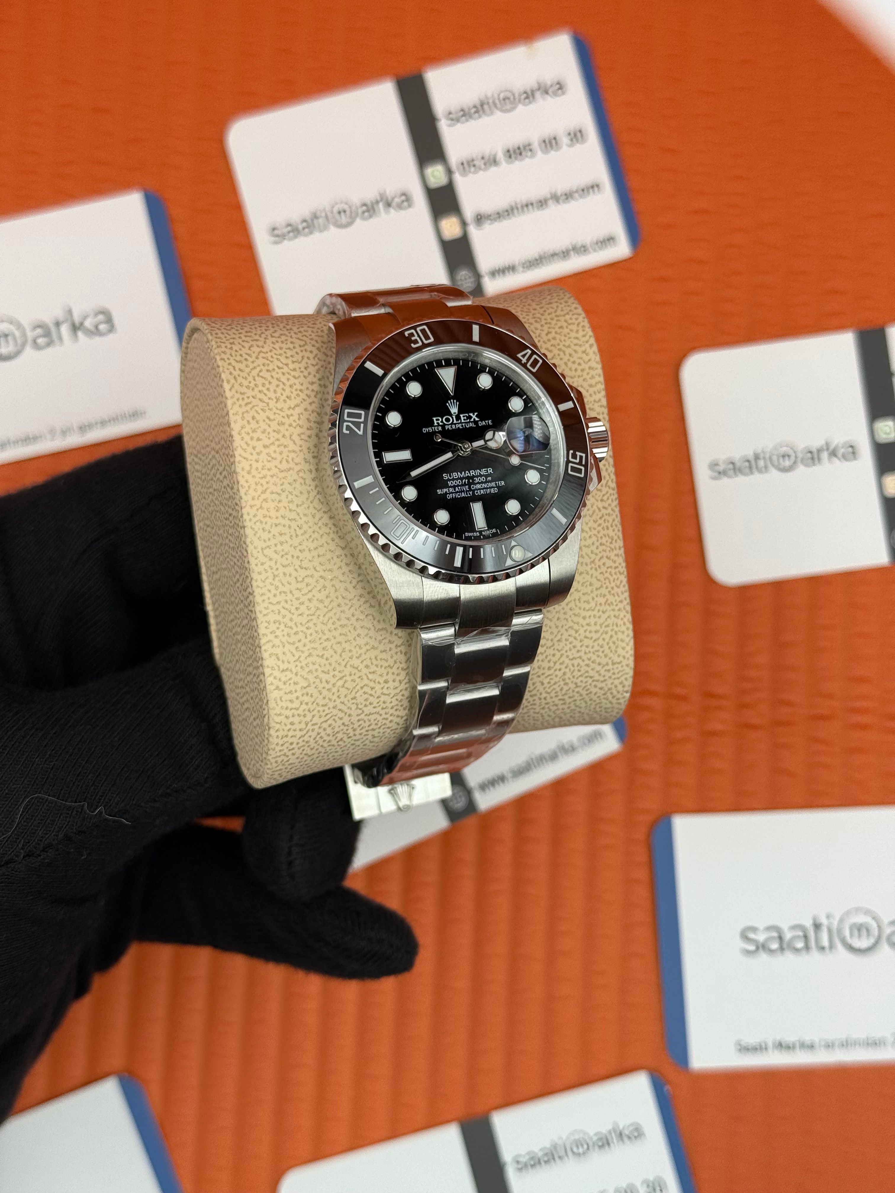 ROLEX Submariner date oyster perpetual black dial