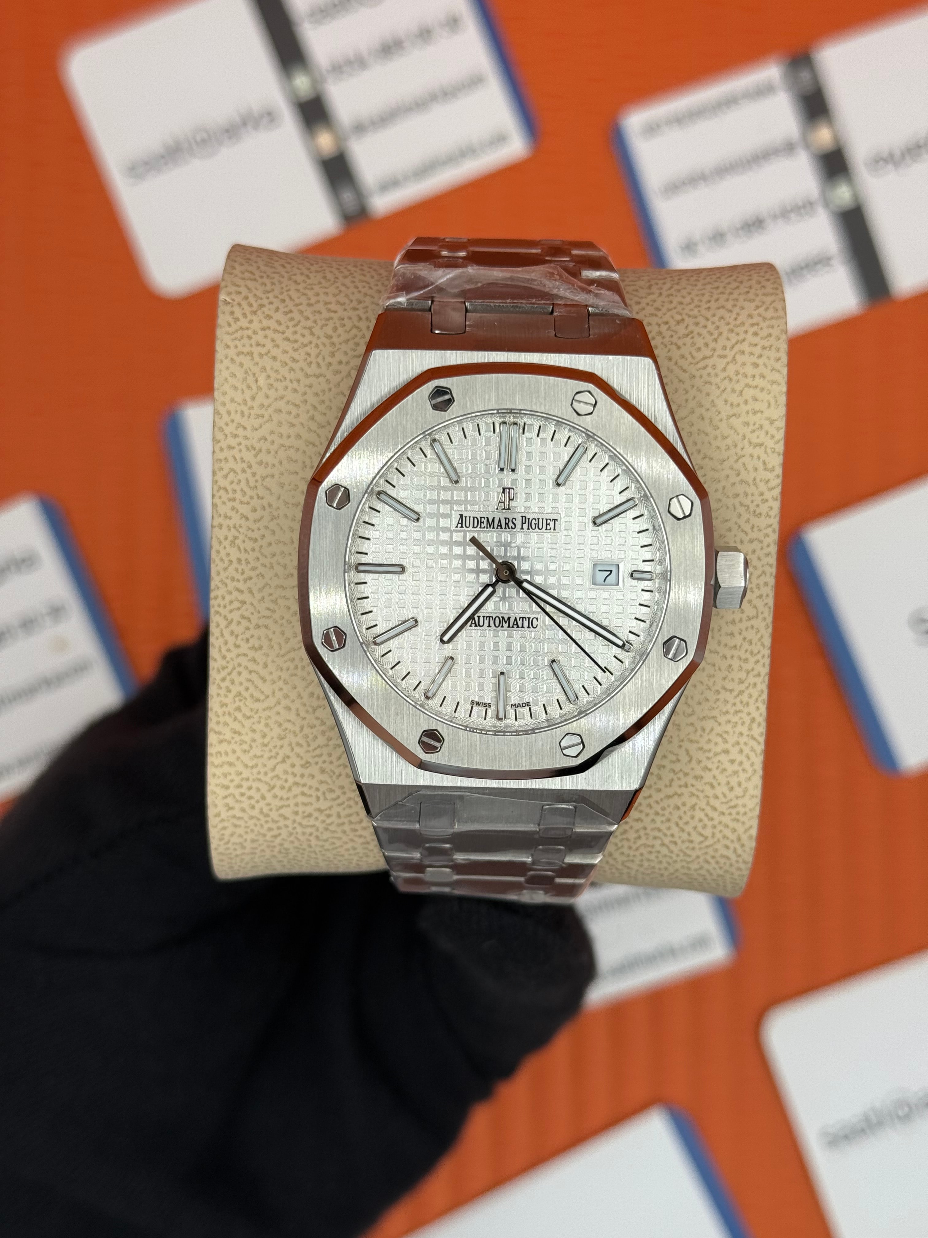 AUDEMARS PİGUET ROYAL OAK BEYAZ KADRAN SİLVER KASA KORDON AUTOMATİK MEKANİZMA