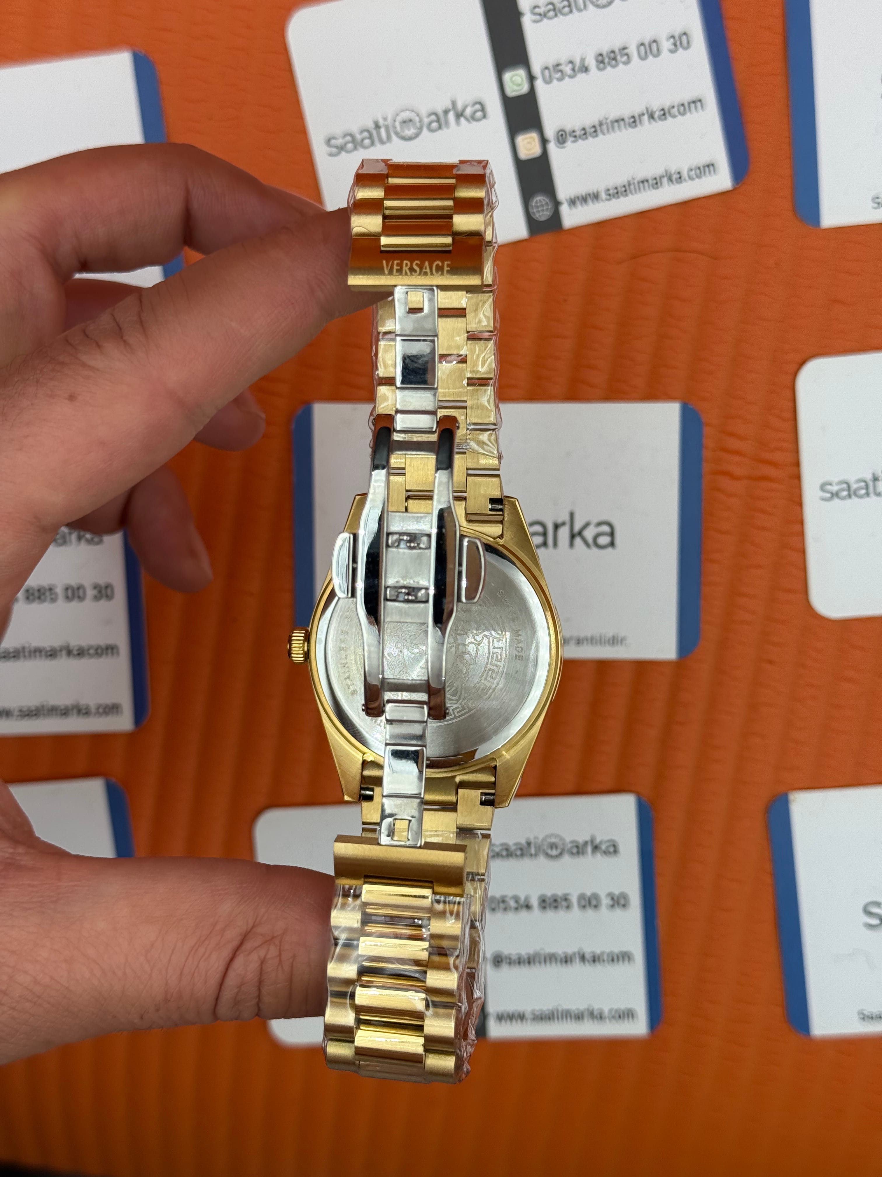 VERSACE 40mm gold kadran gold kasa kordon erkek kol saati