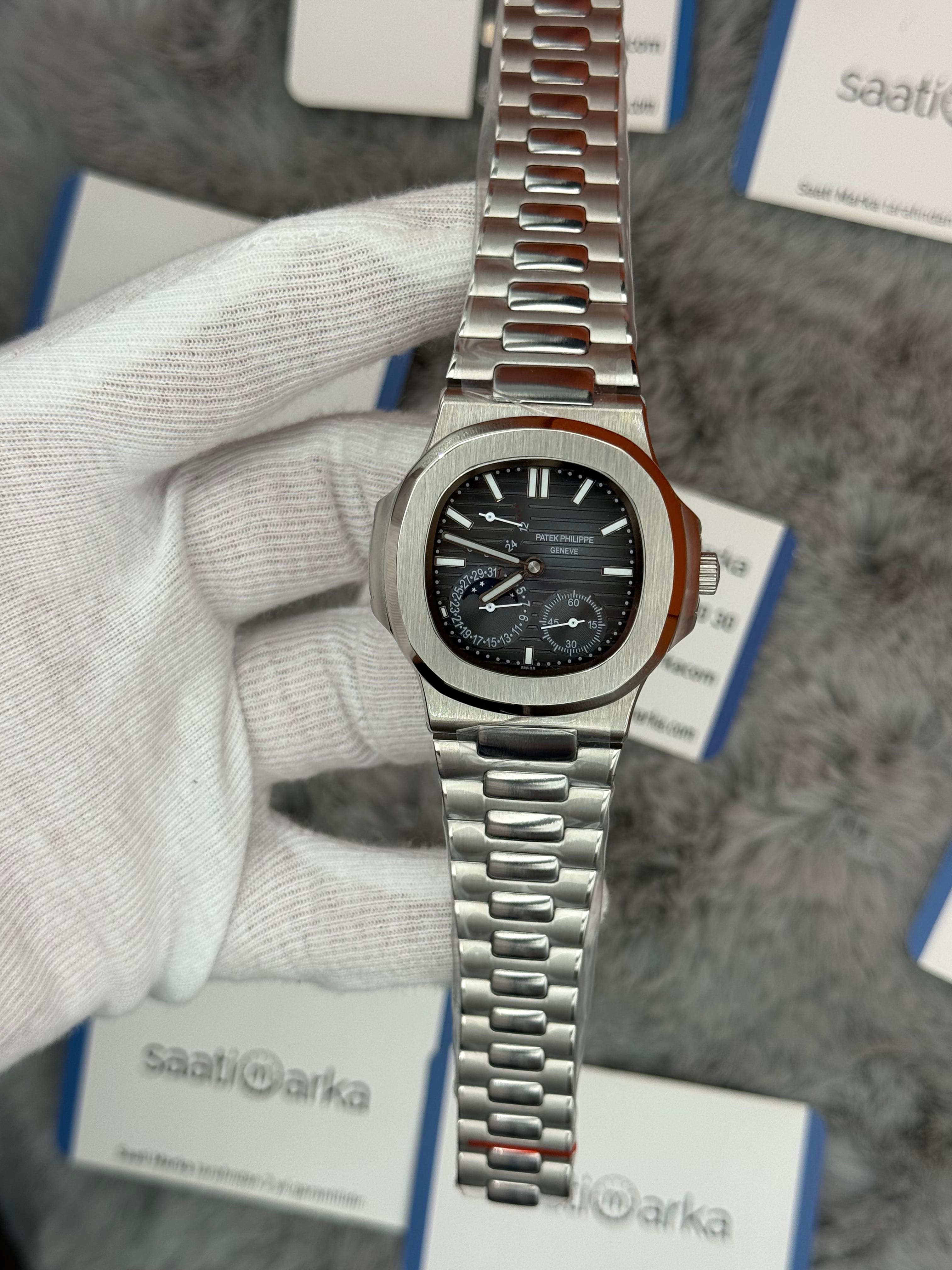 PATEK PHİLİPPE nautilus moontphase 5712 füme kadran silver kasa kordon 40mm erkek kol saati