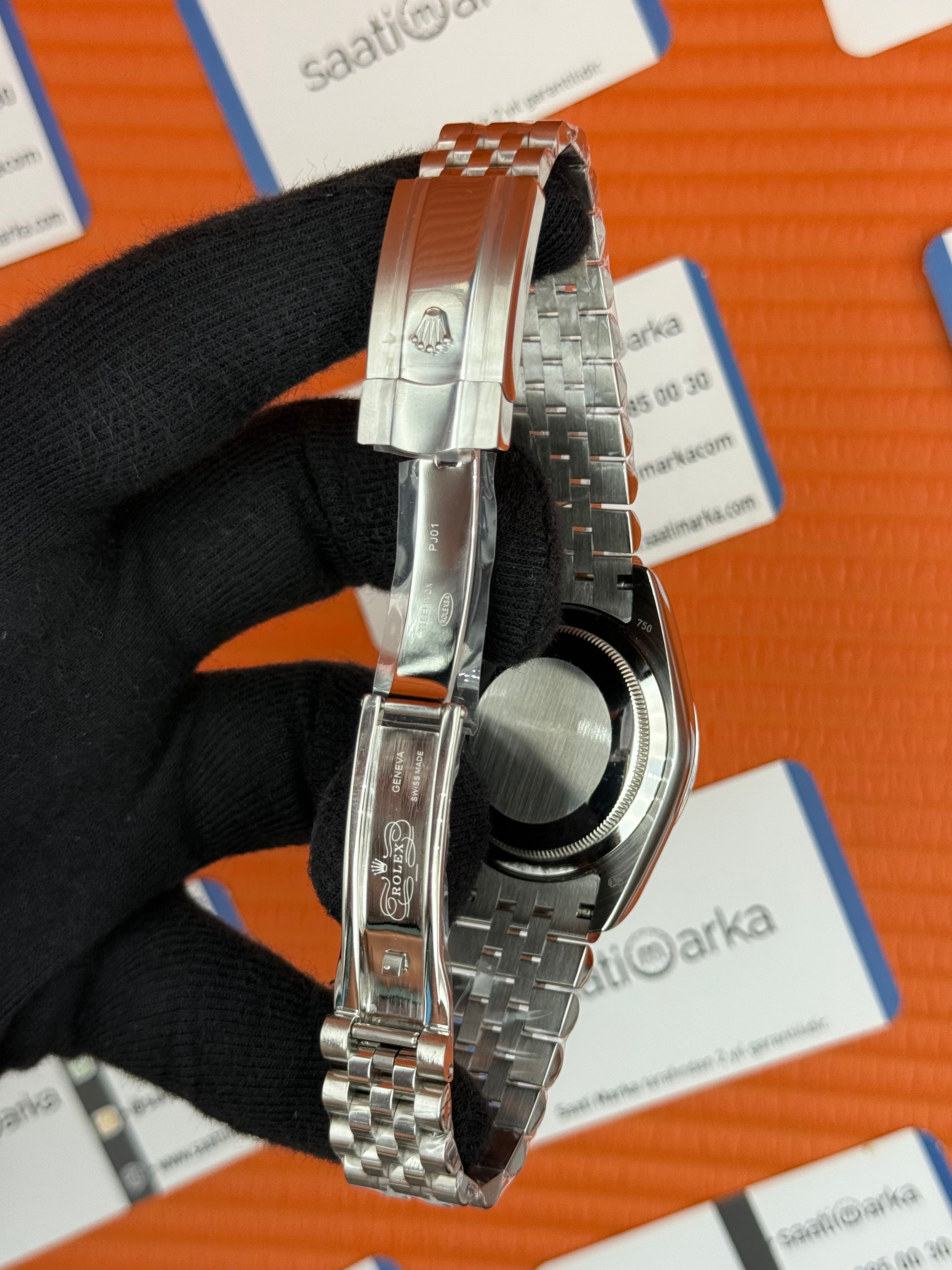 ROLEX Day Date baget taşlı beyaz kadran  silver jubilee kordon