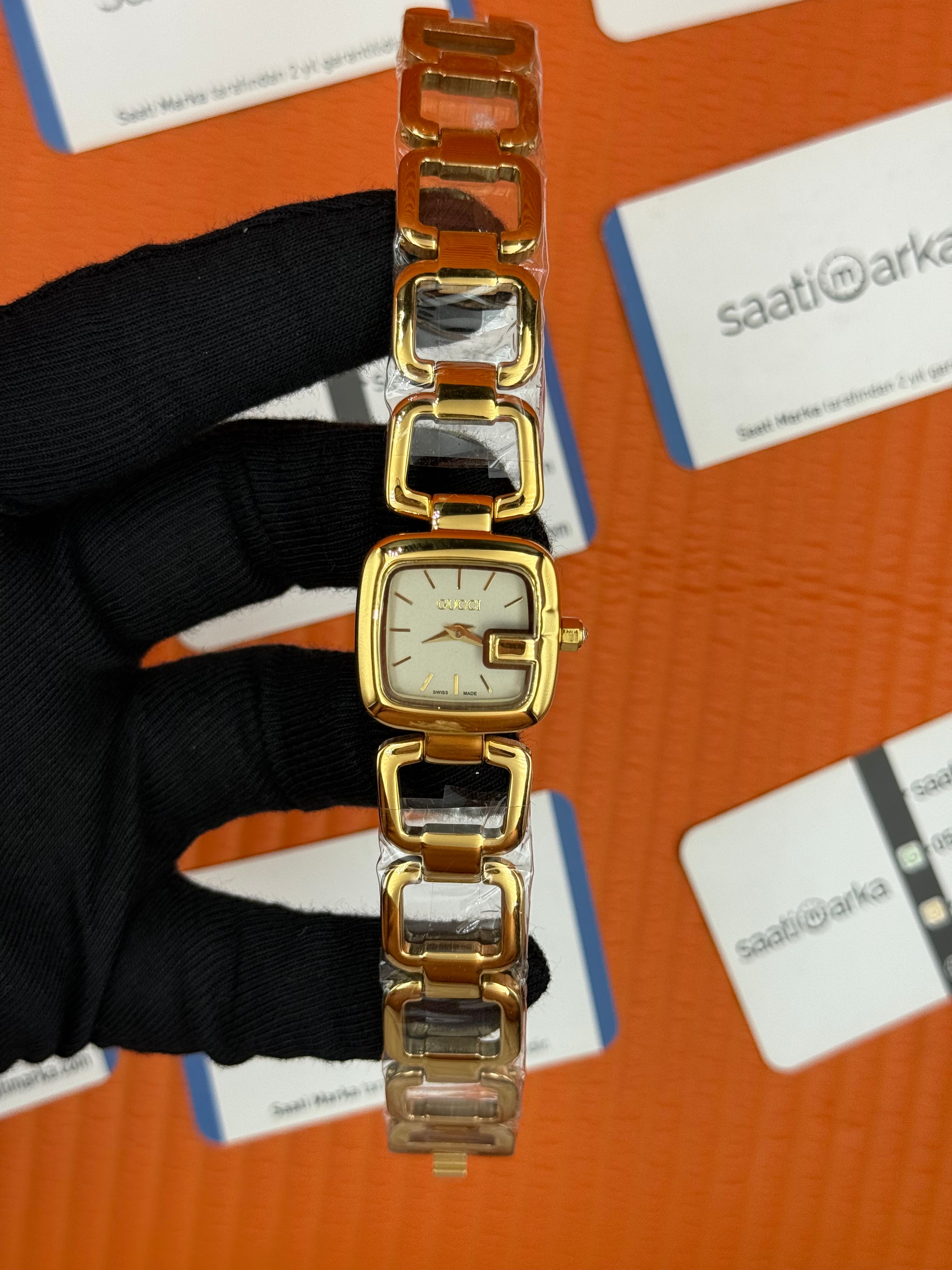 GUCCI YA gri kadran gold kasa kordon kadın kol saati
