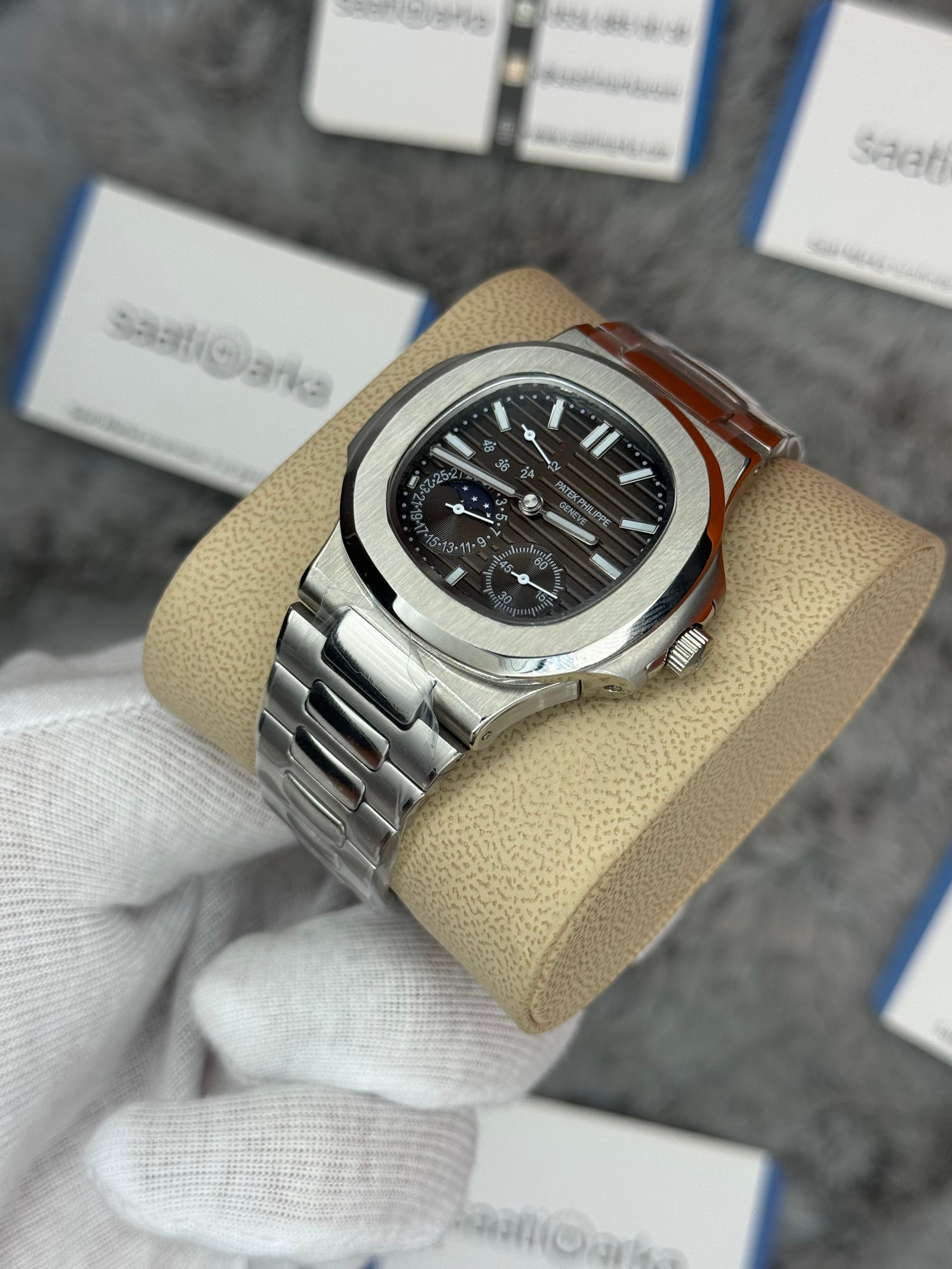 PATEK PHİLİPPE nautilus moontphase 5712 kahverengi kadran silver kasa kordon 40mm erkek kol saati