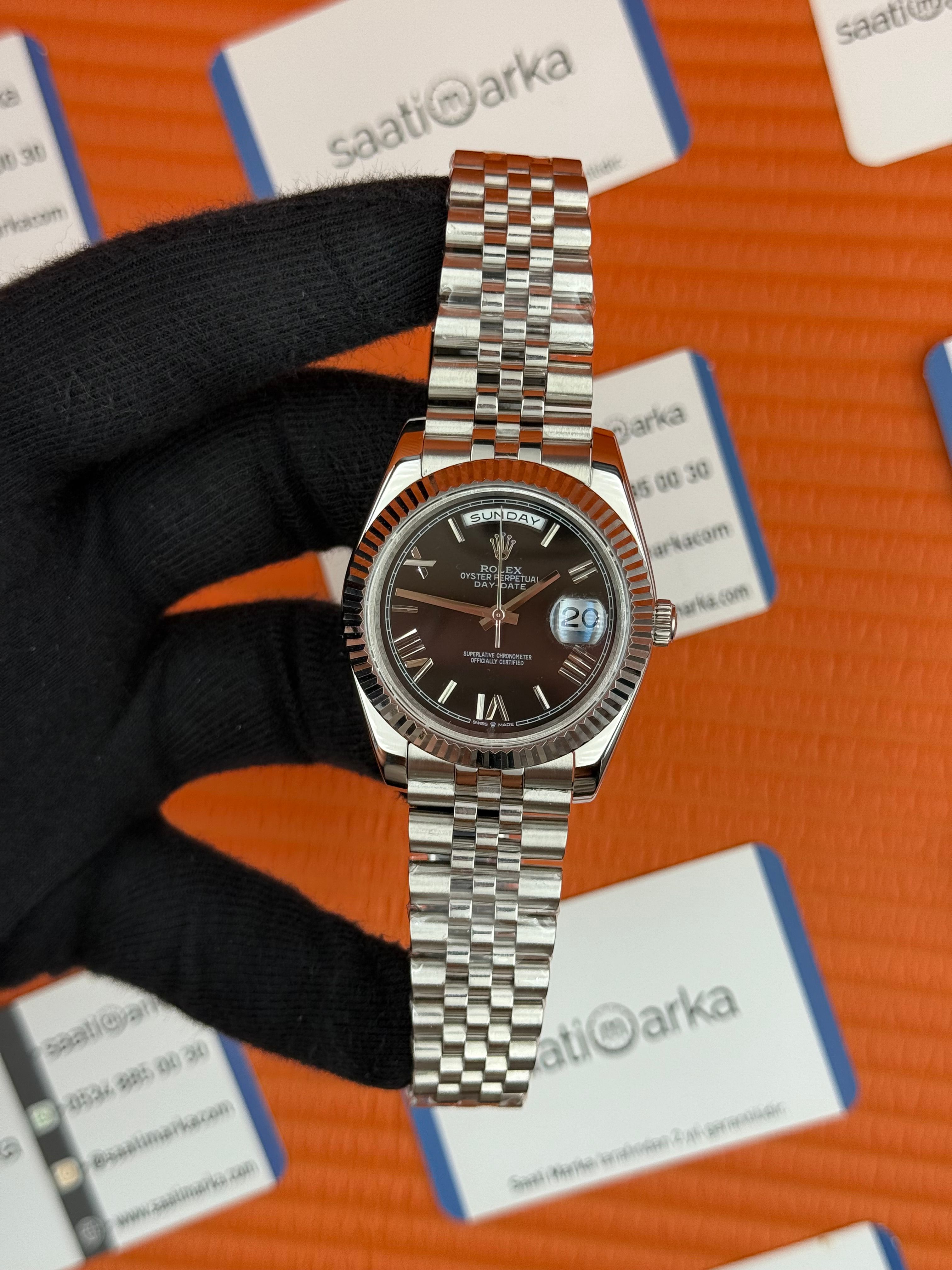 ROLEX Day Date roma rakamlı siyah kadran silver jubilee kordon