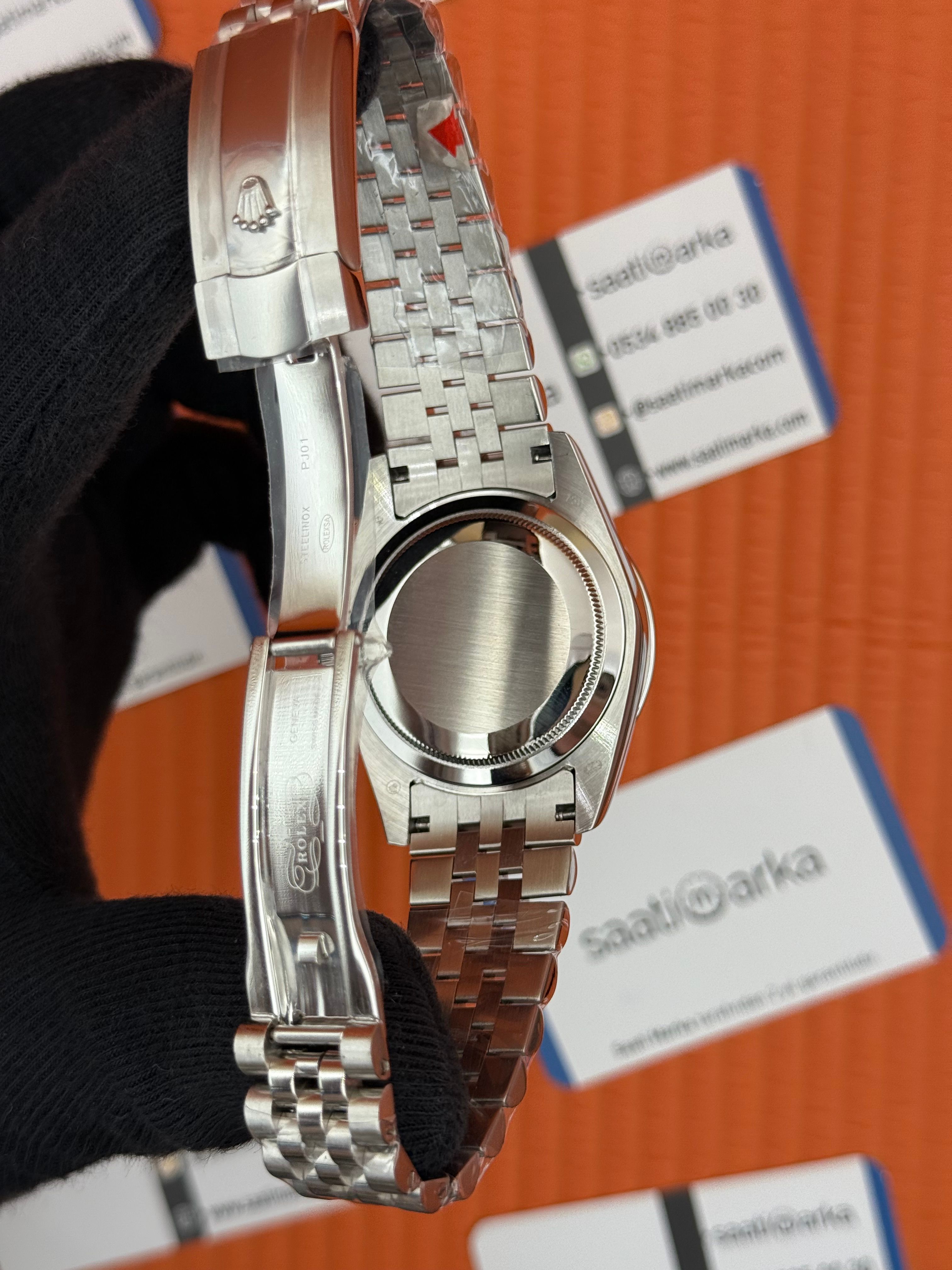 ROLEX Datejust taşlı bezel black dial silver jubilee kordon
