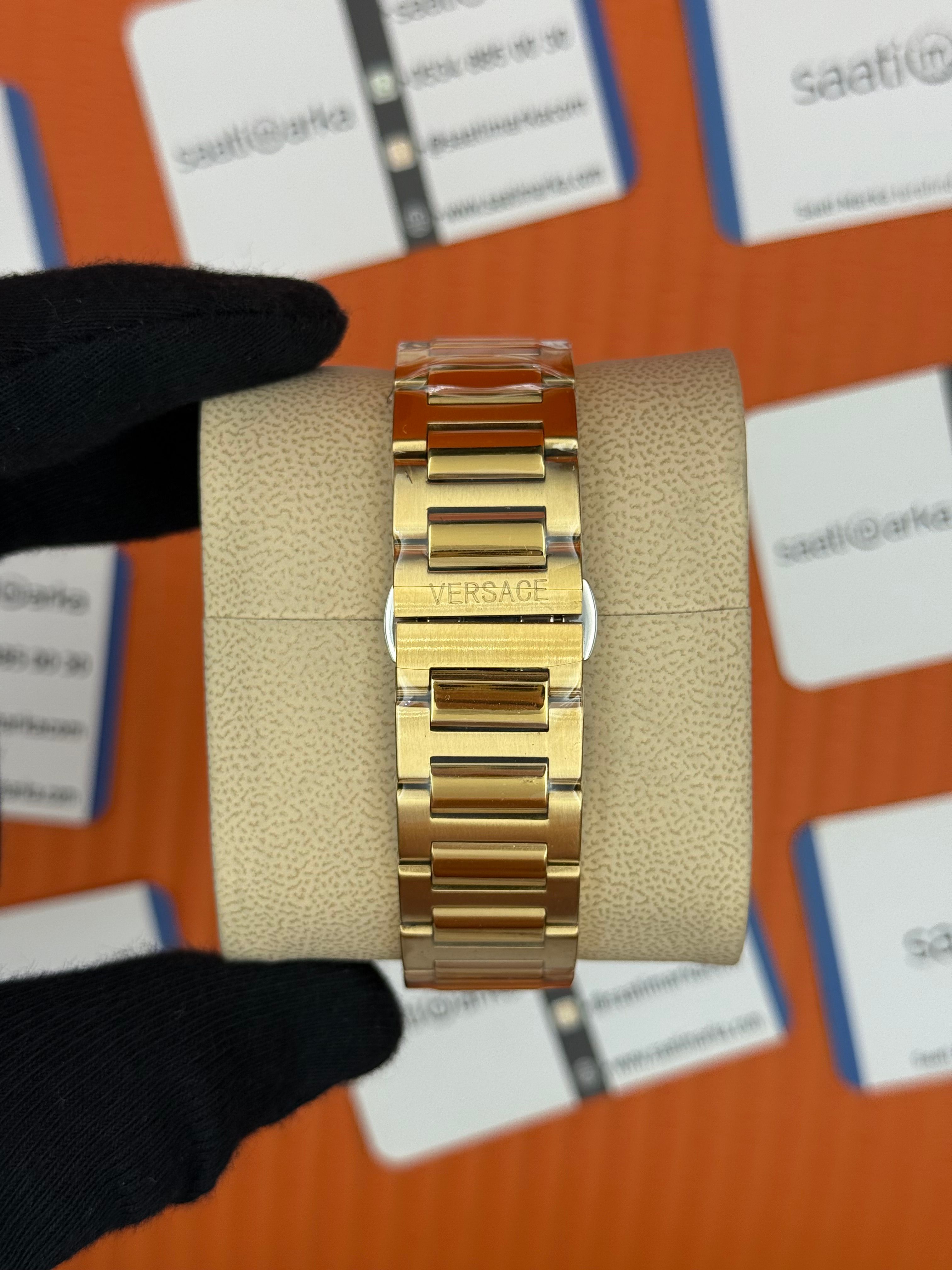 VERSACE siyah kadran gold kasa kordon siyah bezel erkek kol saati