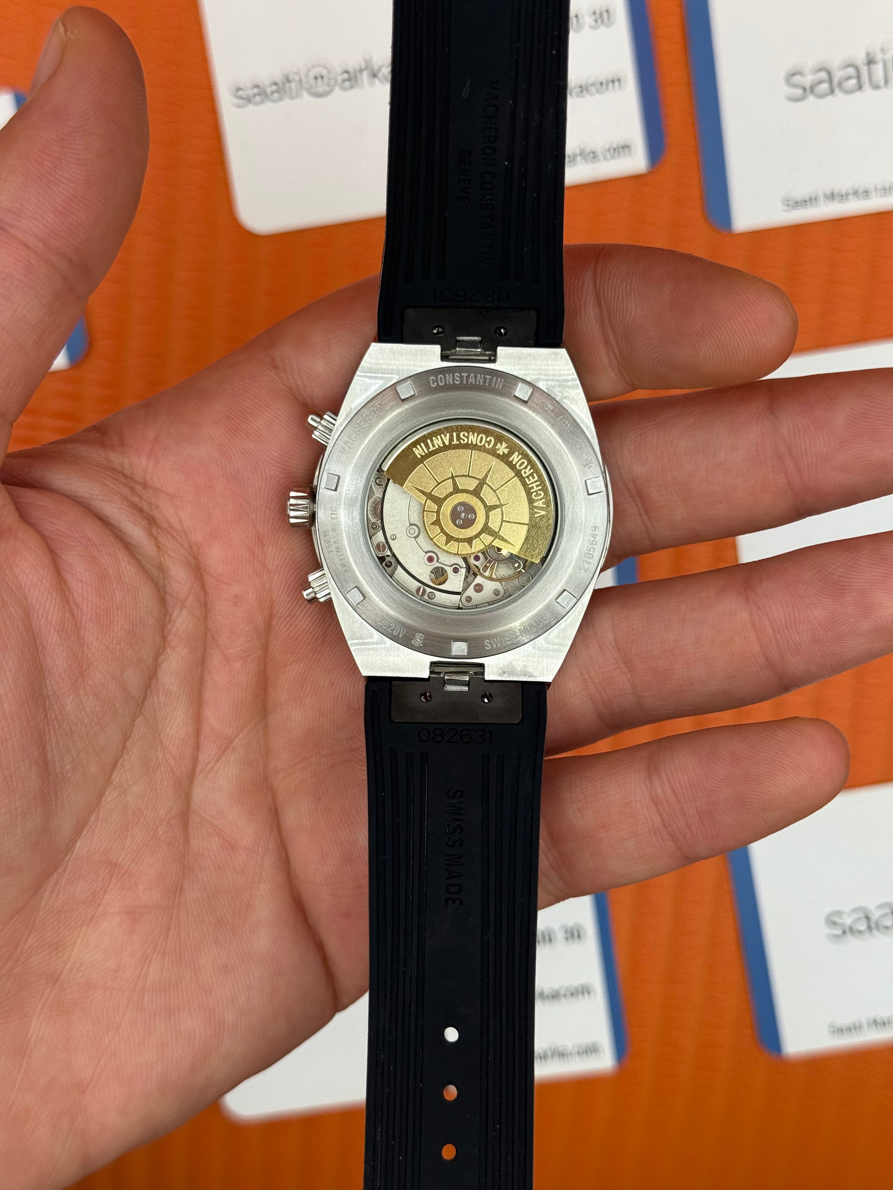 VACHERON CONSTANTIN overseas chronogarph siyah kadran silver kasa siyah kuçuk kordon erkek kol saati