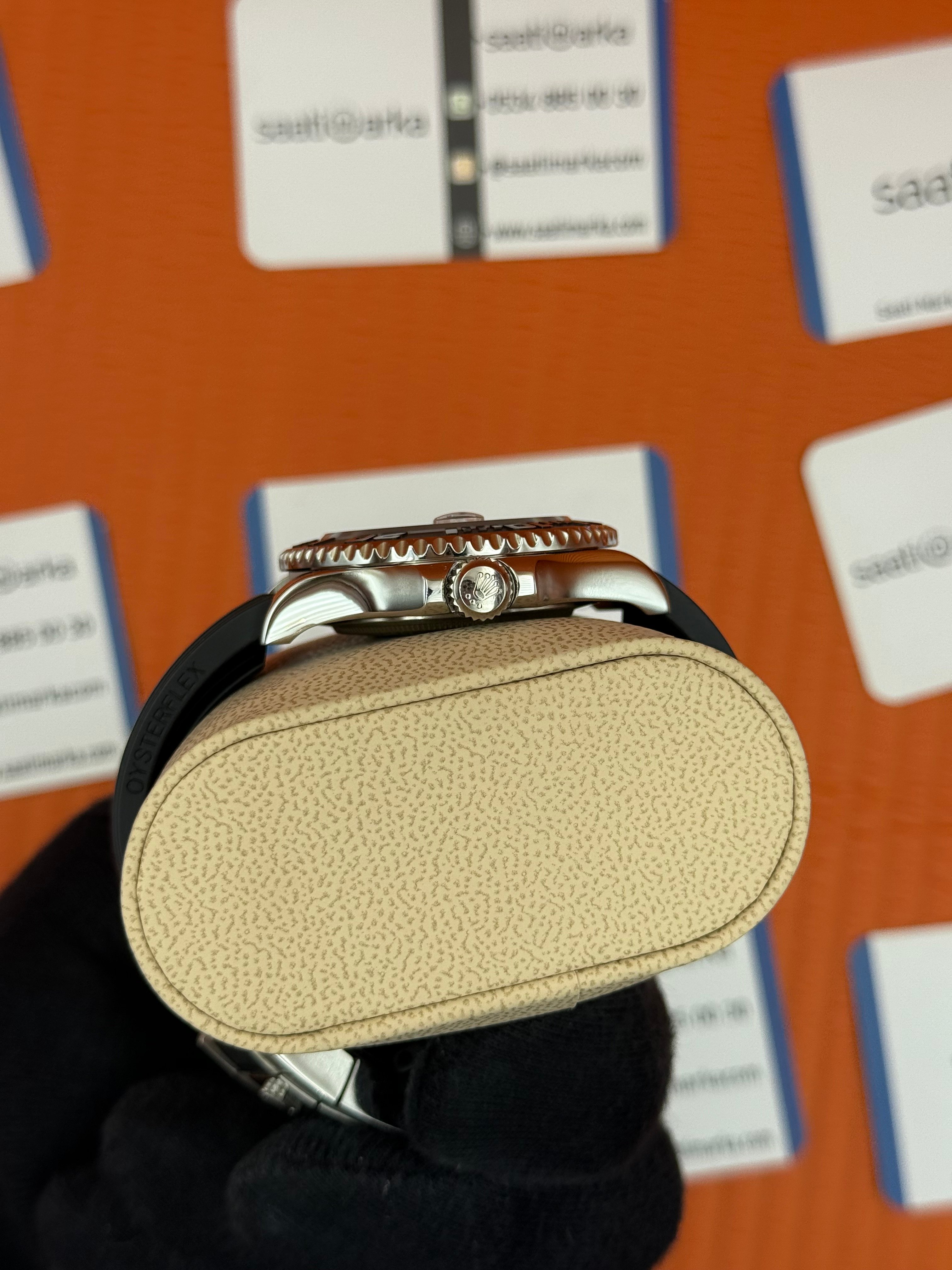 ROLEX Yacht Master black dial kauçuk siyah kordon