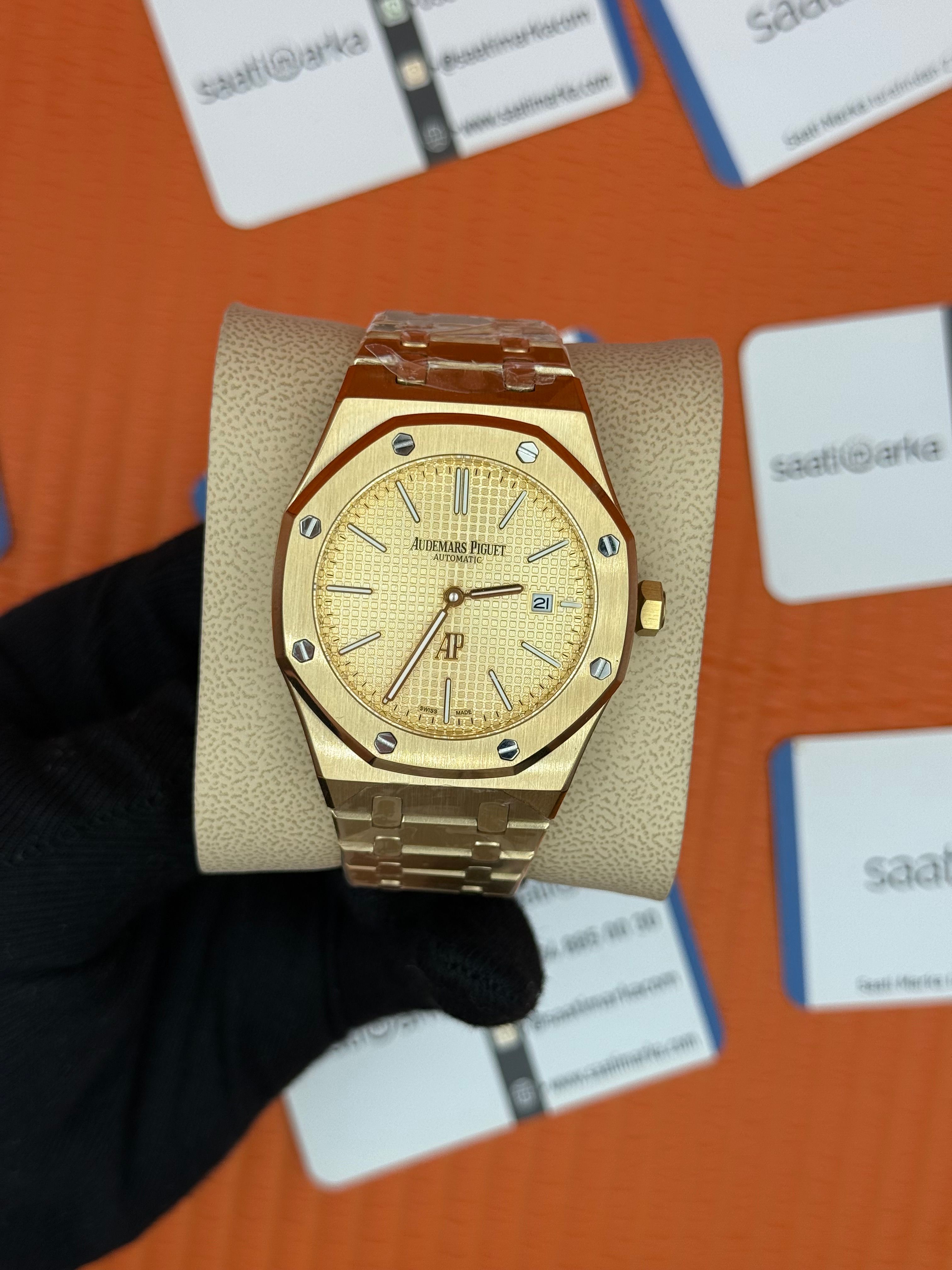 AUDEMARS PİGUET GOLD KADRAN GOLD KASA KORDON AUTOMATİK MEKANİZMA 