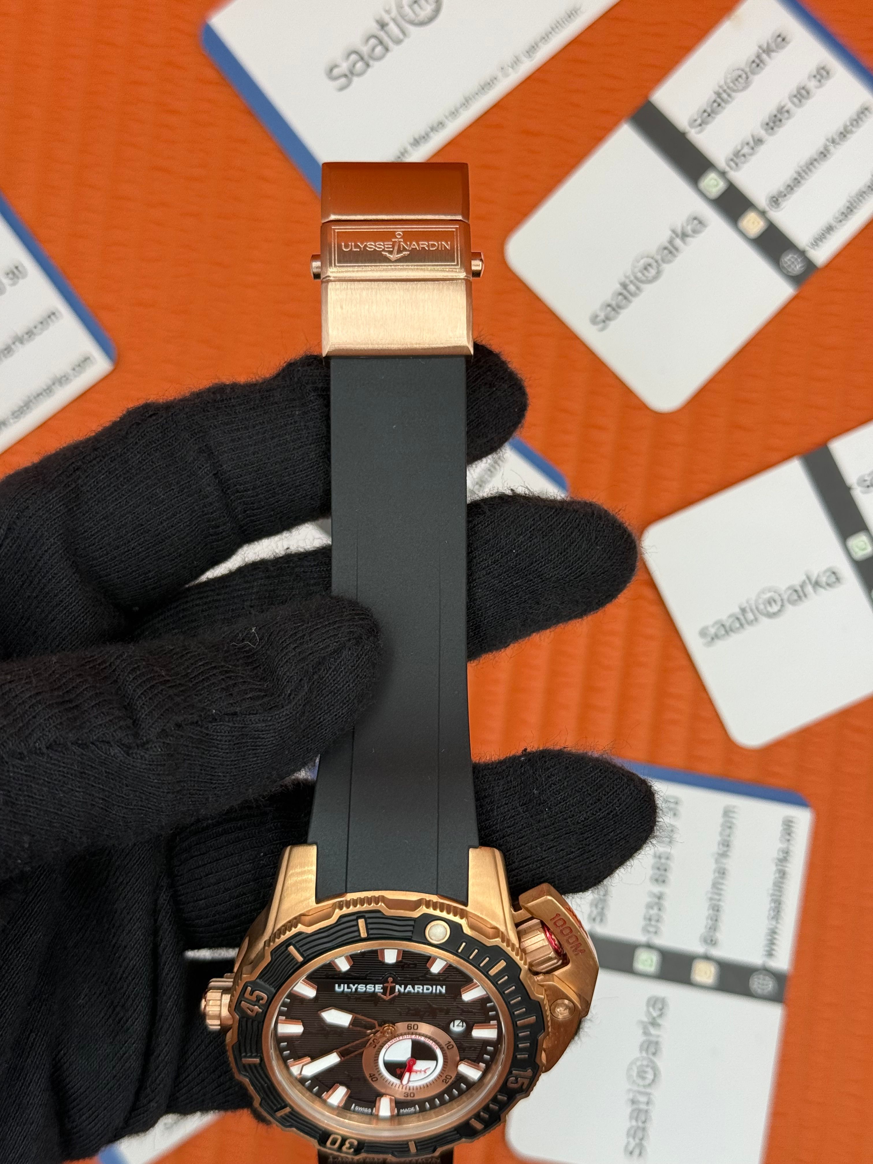 ULYSSE NARDİN CHRONOMETER  ROSE KASA SİYAH KORDON 