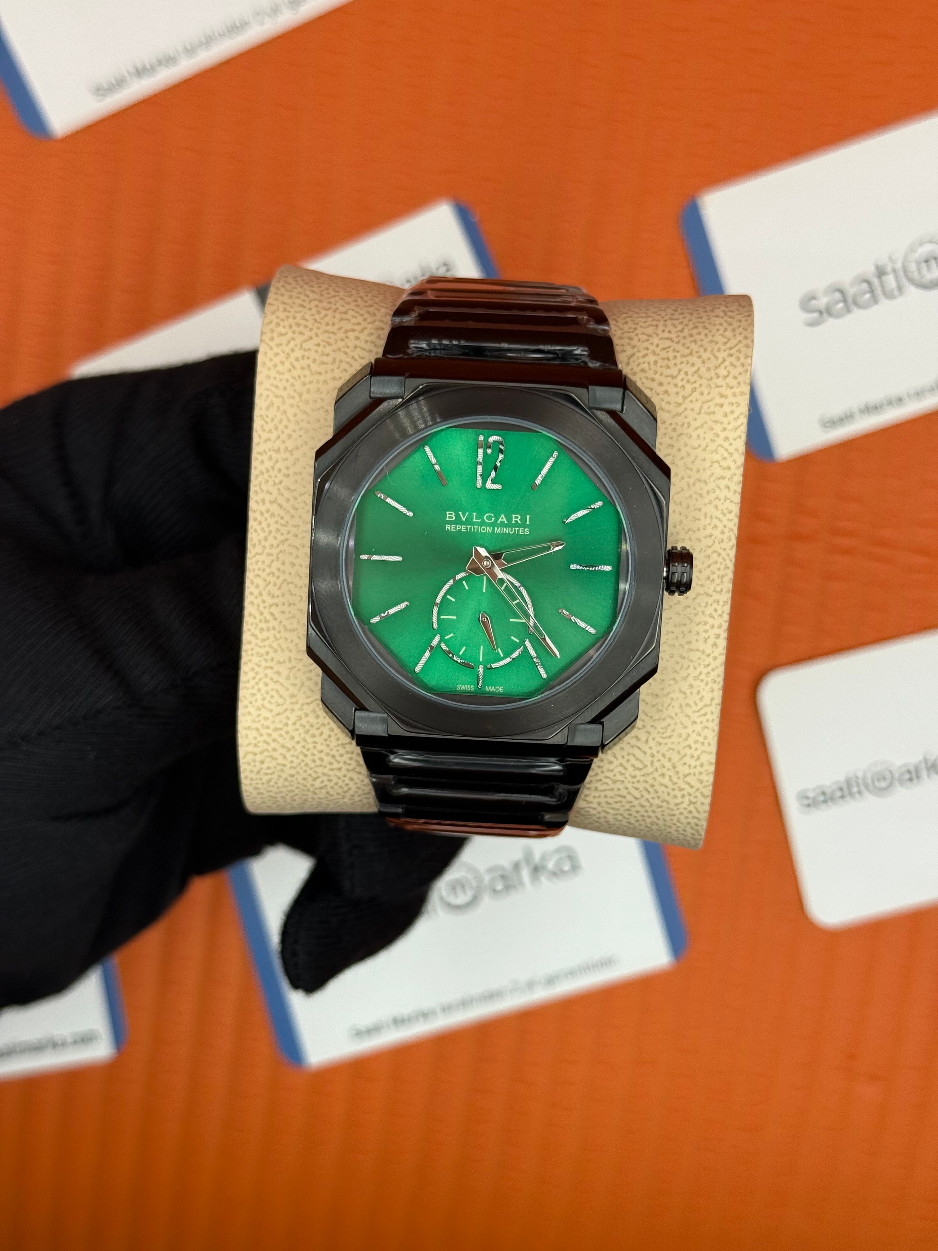 BVLGARI OCTO finisimo yeşil dial siyah kasa kordon