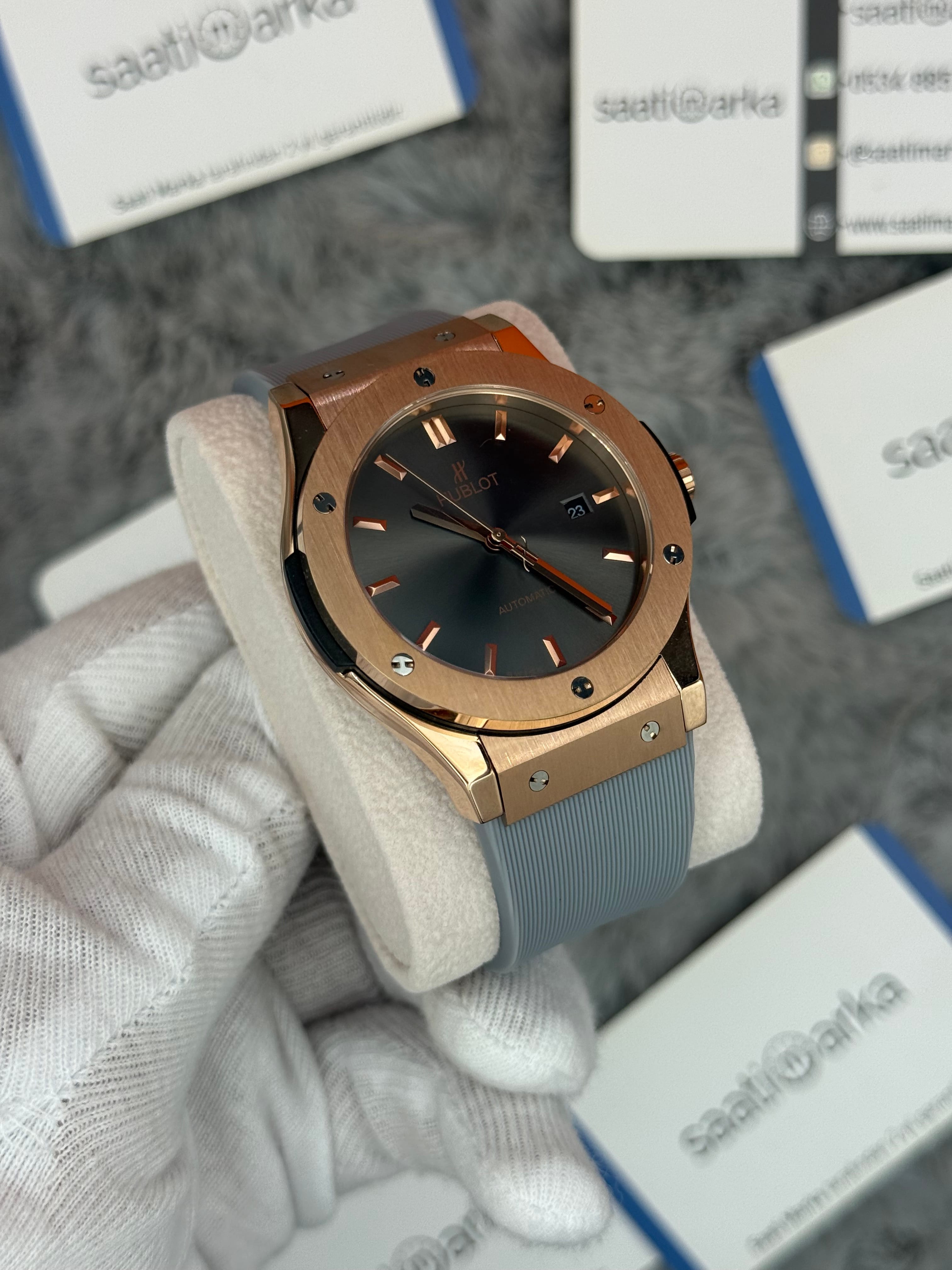 HUBLOT vendome 41mm rose kasa gri kadran gri kauçuk kordon erkek kol saati