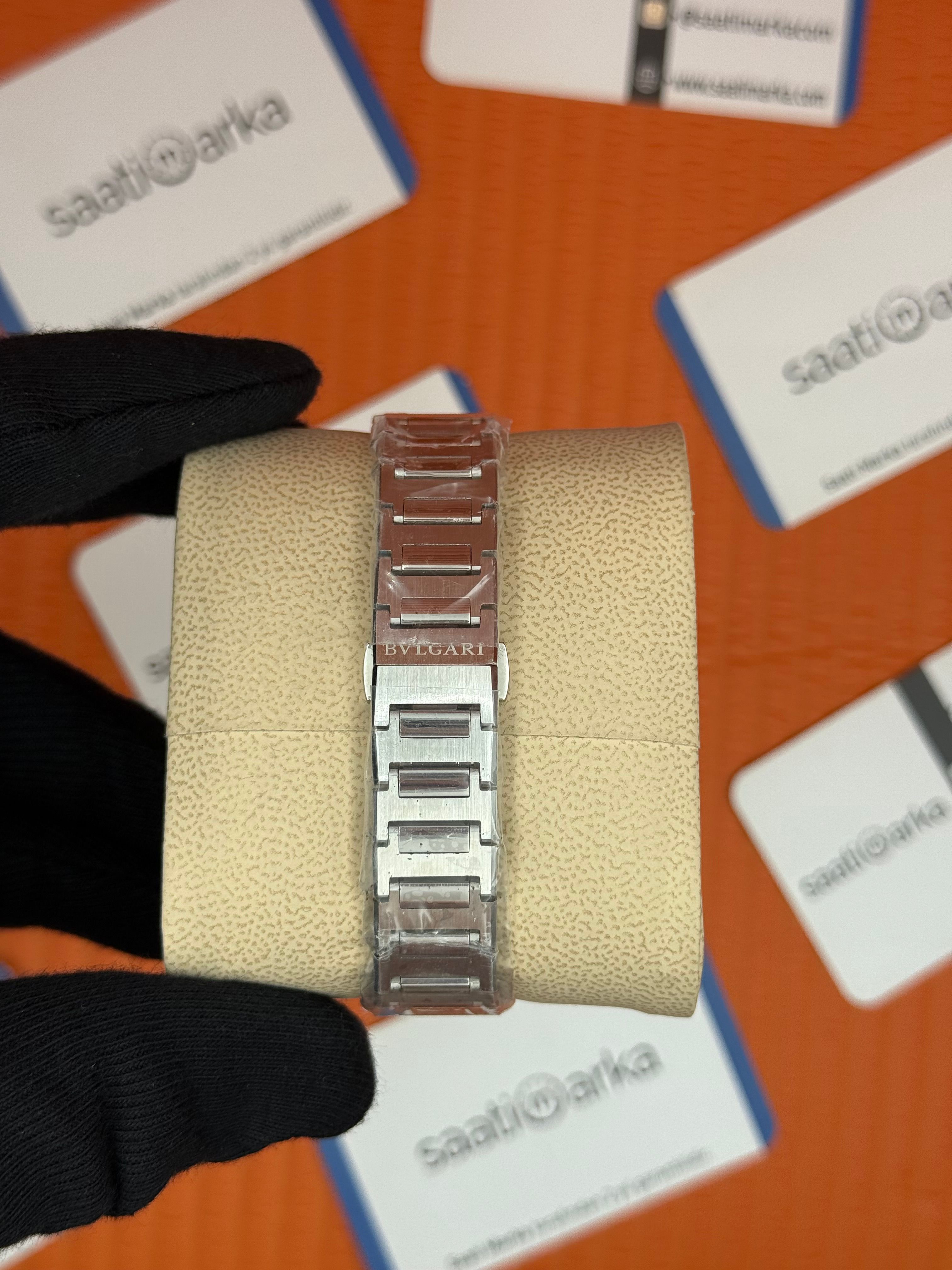 BVLGARI  toz pembe kadran silver kasa kordon kadın kol saati