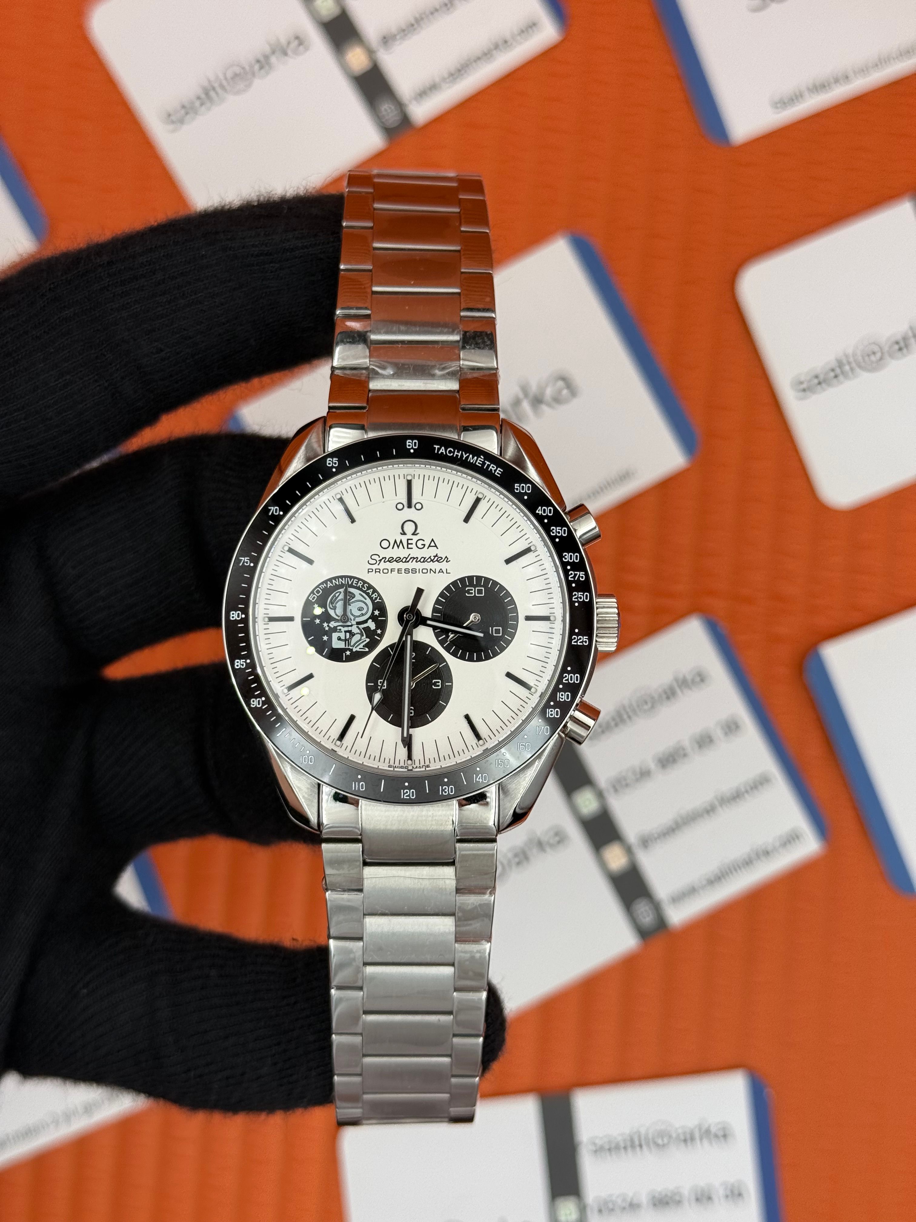 OMEGA SPEEDMASTER 50TH ANNIVERSARY BEYAZ SİYAH DETAYLI KADRAN SİYAH BEZEL 
