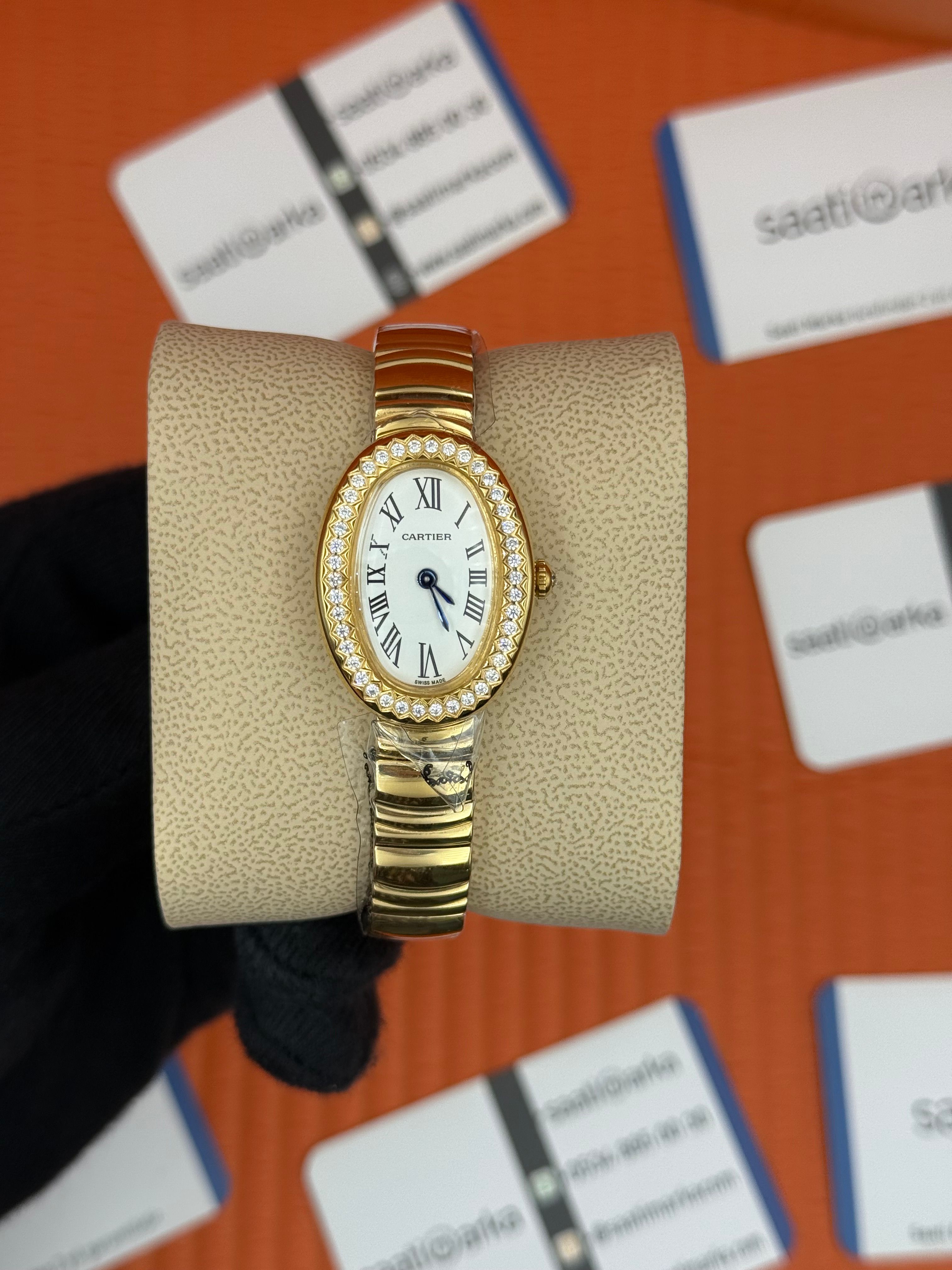 CARTIER Baignoire 31mm taşlı bezel gold kasa-kordon