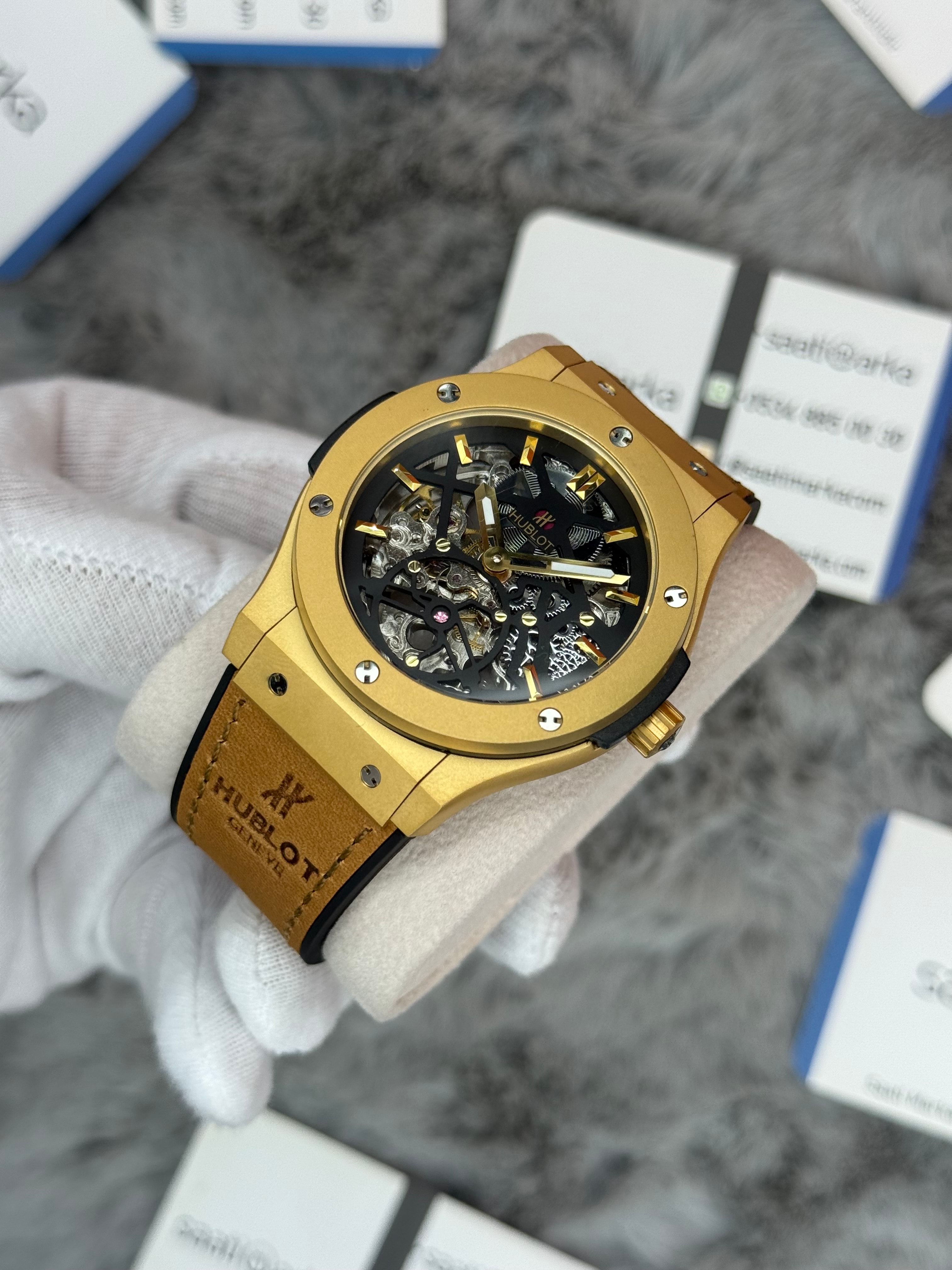 HUBLOT big bang tourbillon 41mm gold kasa kahverengi kordon erkek kol saati
