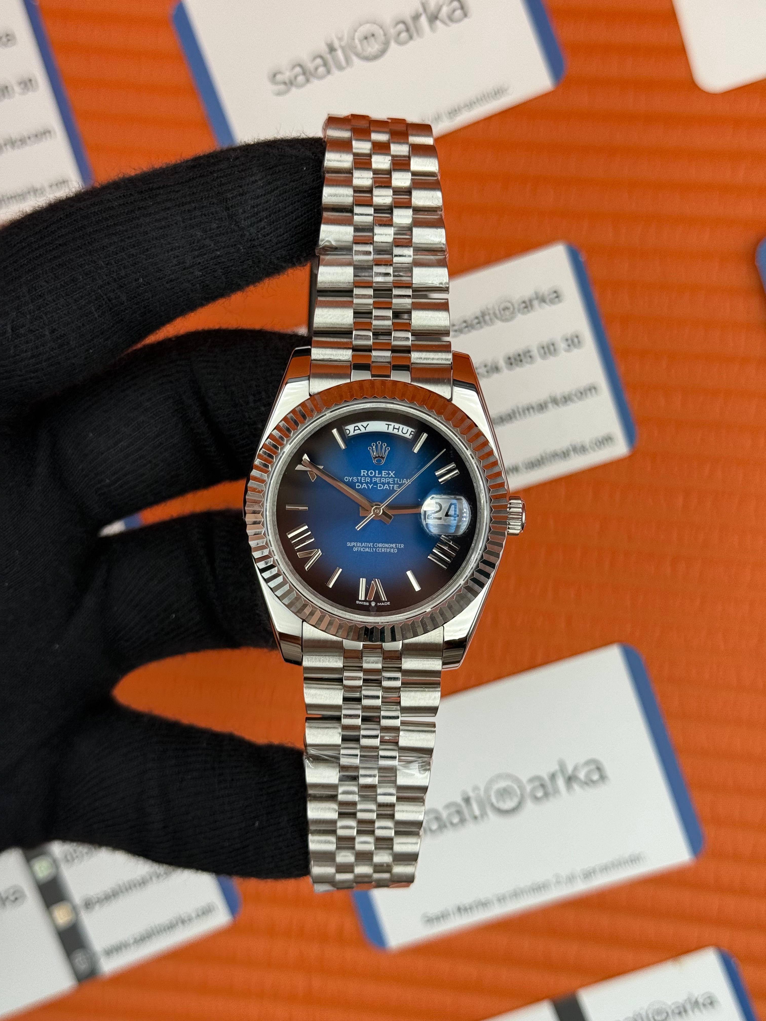ROLEX Day Date roma rakamlı mavi siyah kadran silver jubilee kordon