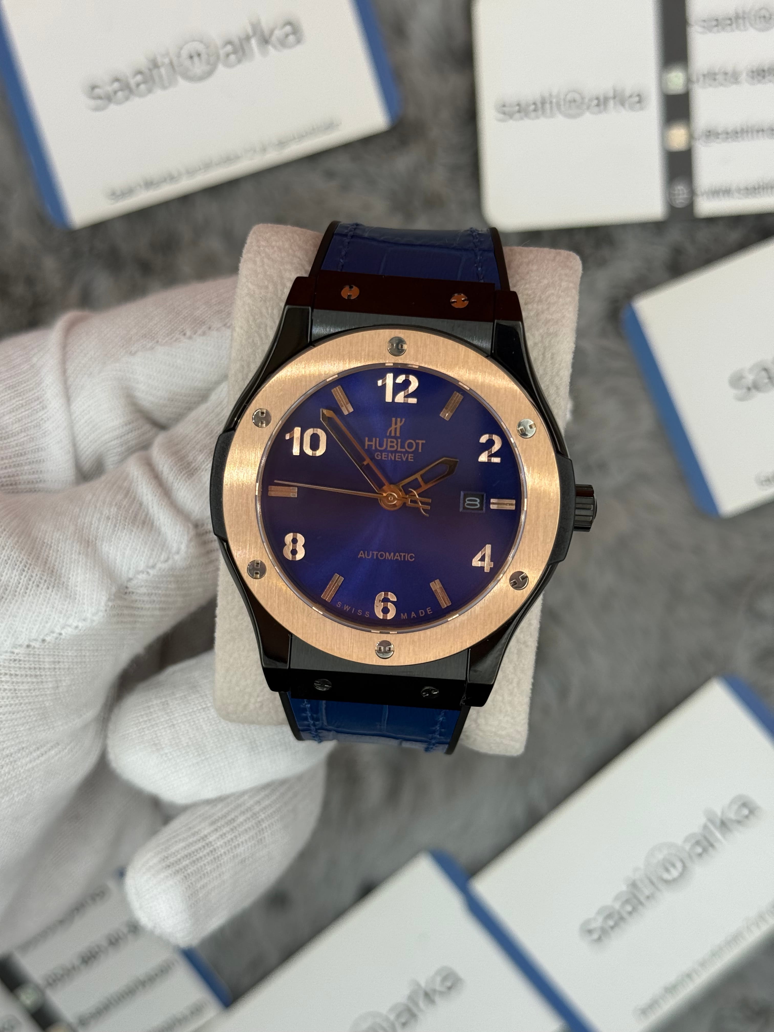 HUBLOT vendome 41mm siyah kasa lacivert kadran lacivert deri kordon erkek kol saati