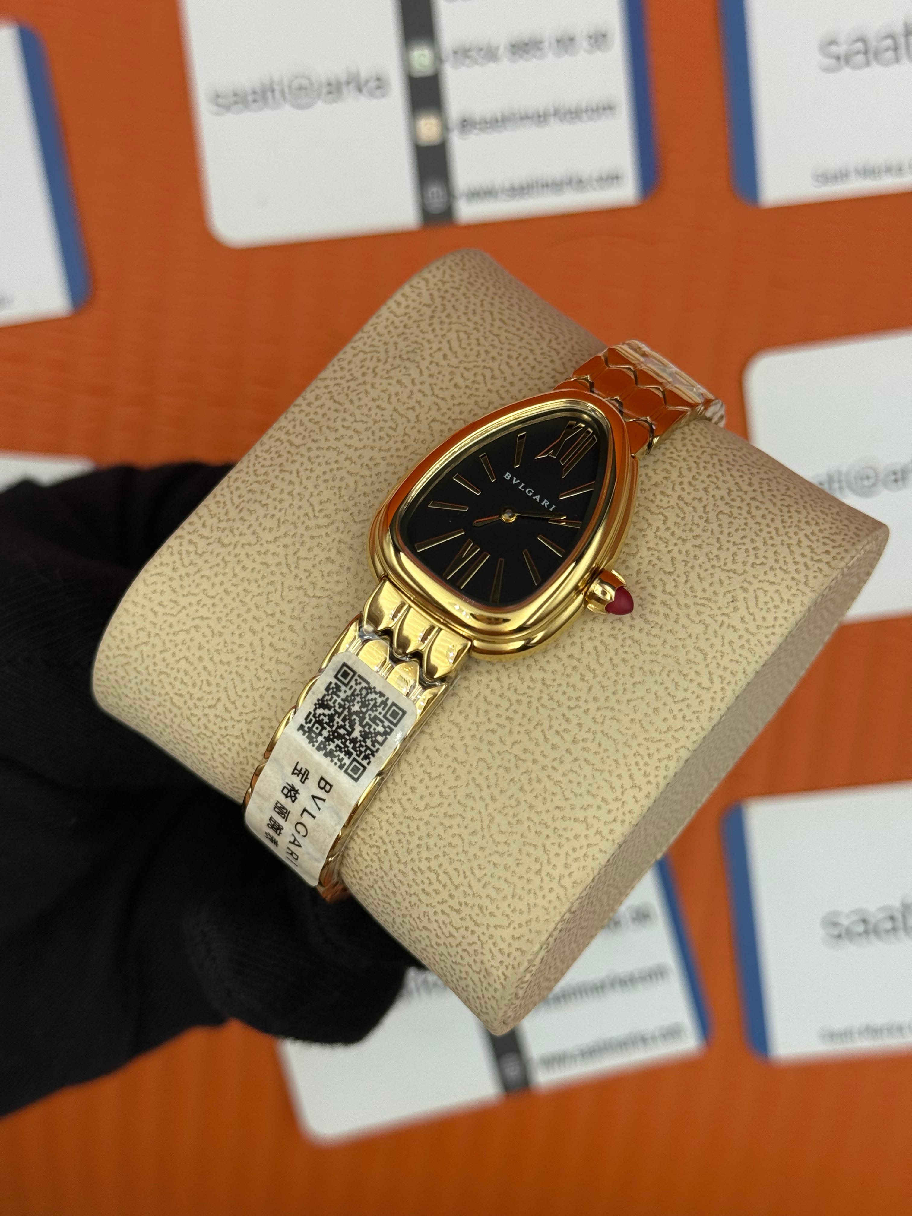 BVLGARİ serpenti seduttori siyah kadran gold kasa kordon kadın kol saati