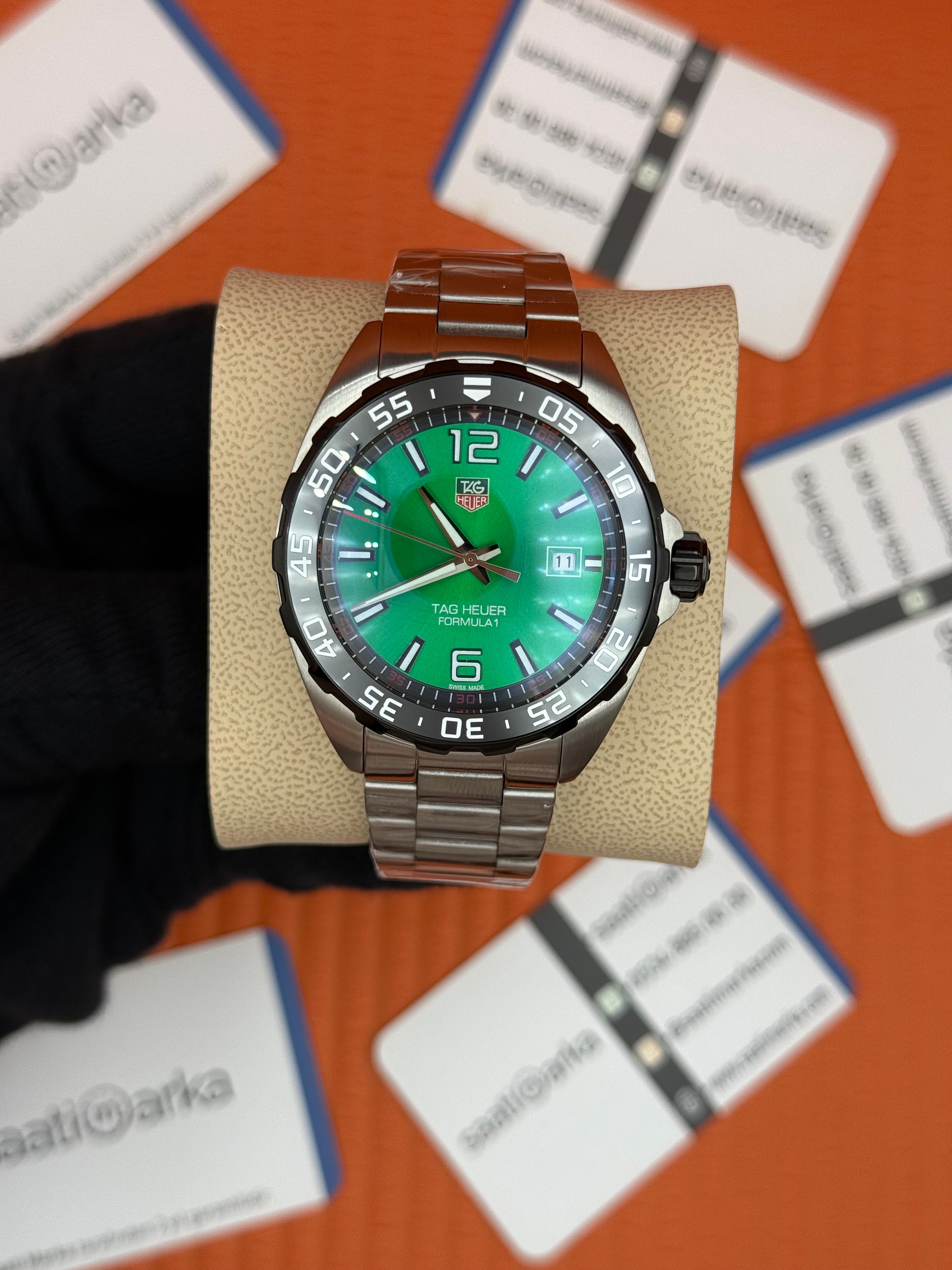 TAGHEUER FORMULA YEŞİL KADRAN SİYAH BEZEL
