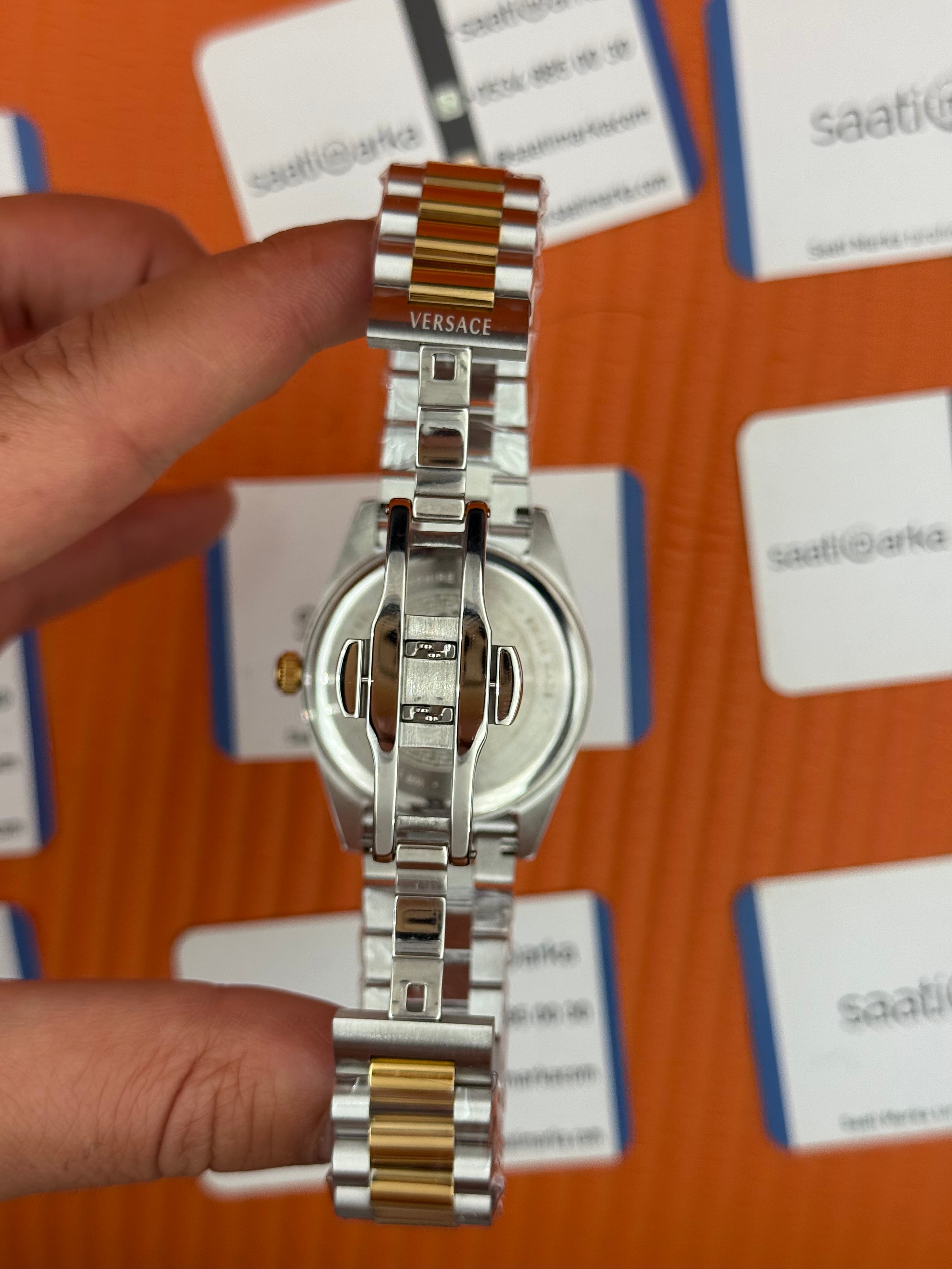 VERSACE vrscve0G00825 erkek kol saati