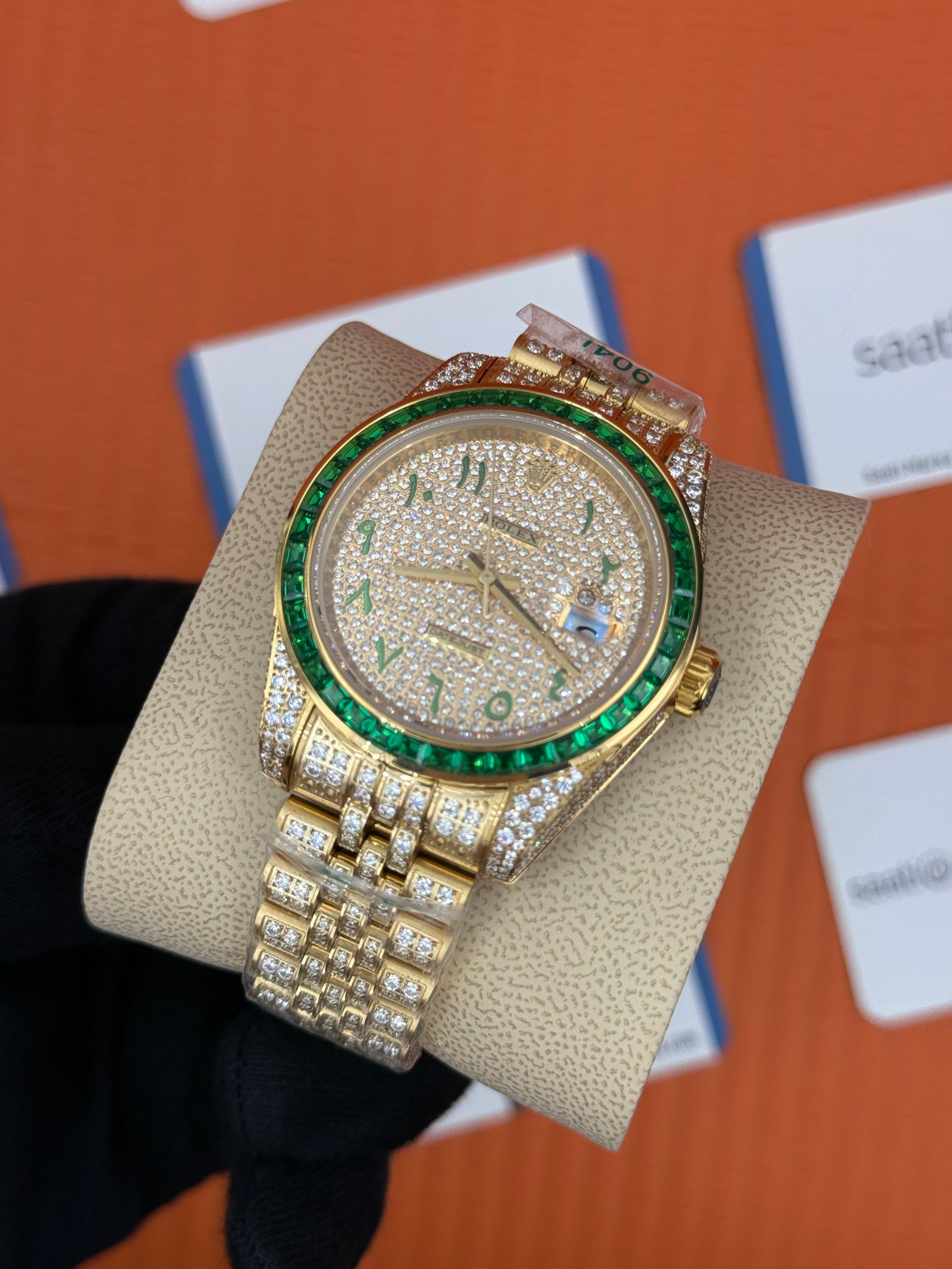 ROLEX Datejust  arabic dial full diamond 41mm gold