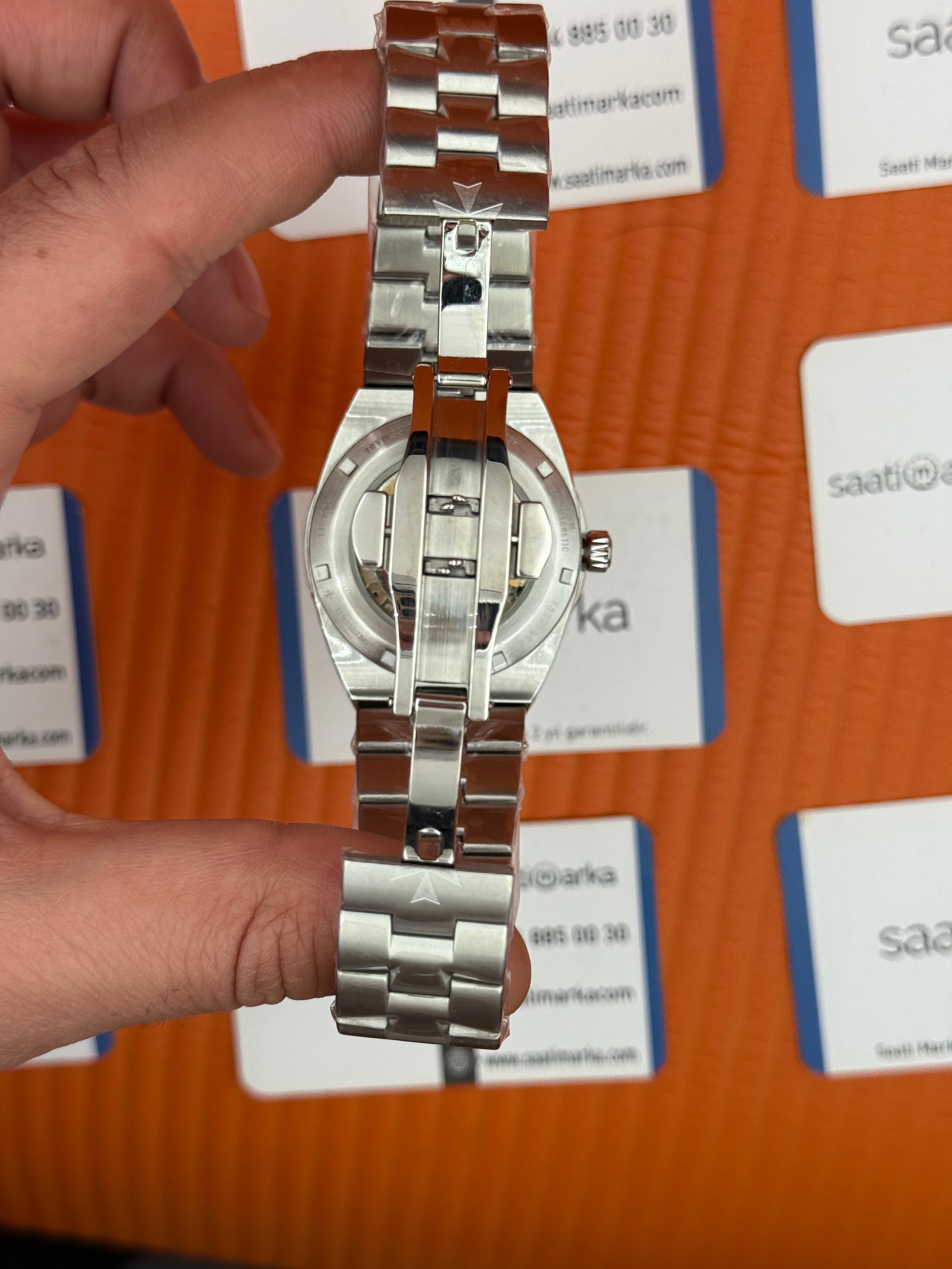 VACHERON CONSTANTIN overseas mavi kardan silver kasa kordon erkek kol saati