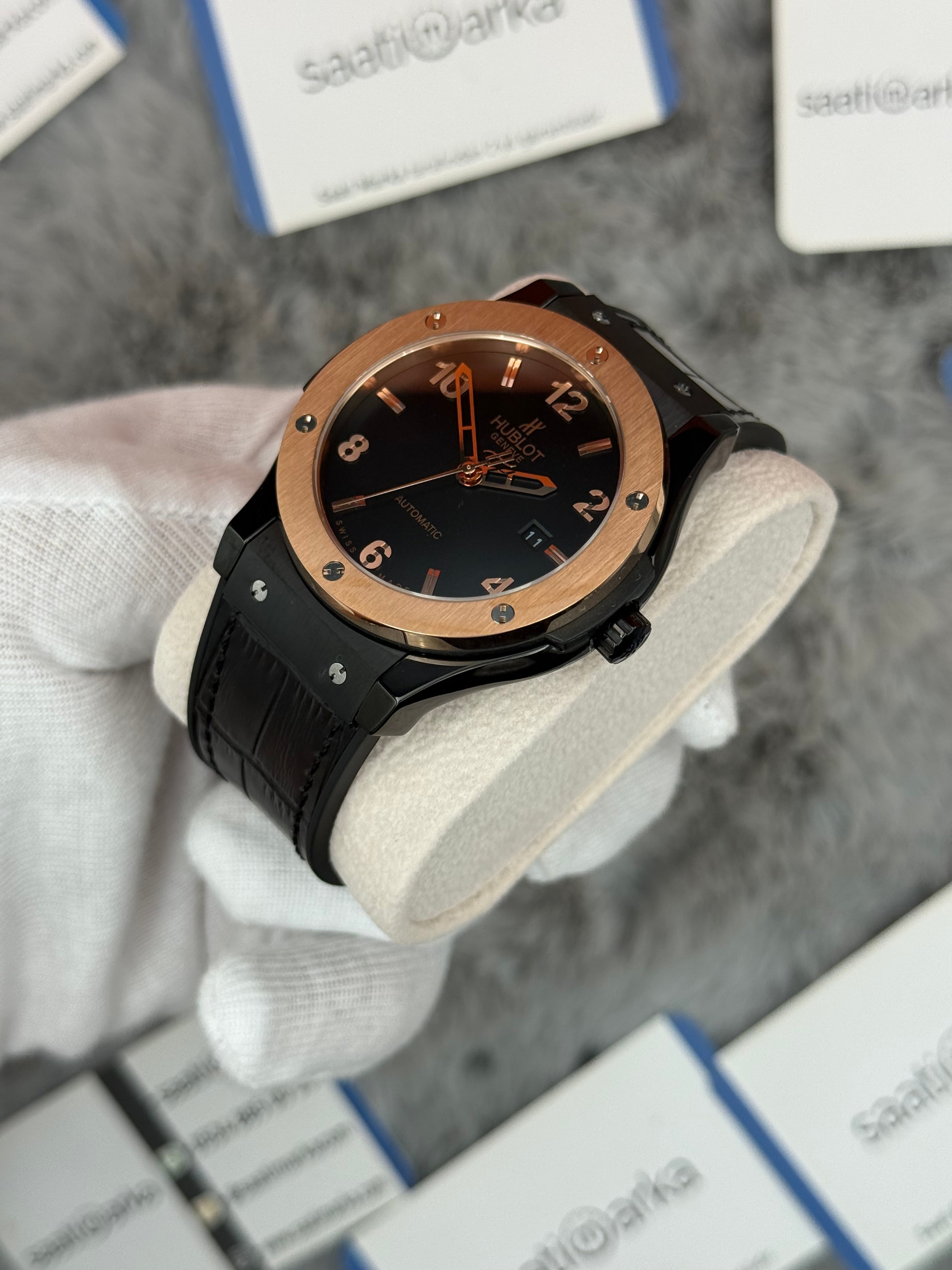 HUBLOT vendome 41mm siyah kasa siyah kadran siyah deri kordon erkek kol saati